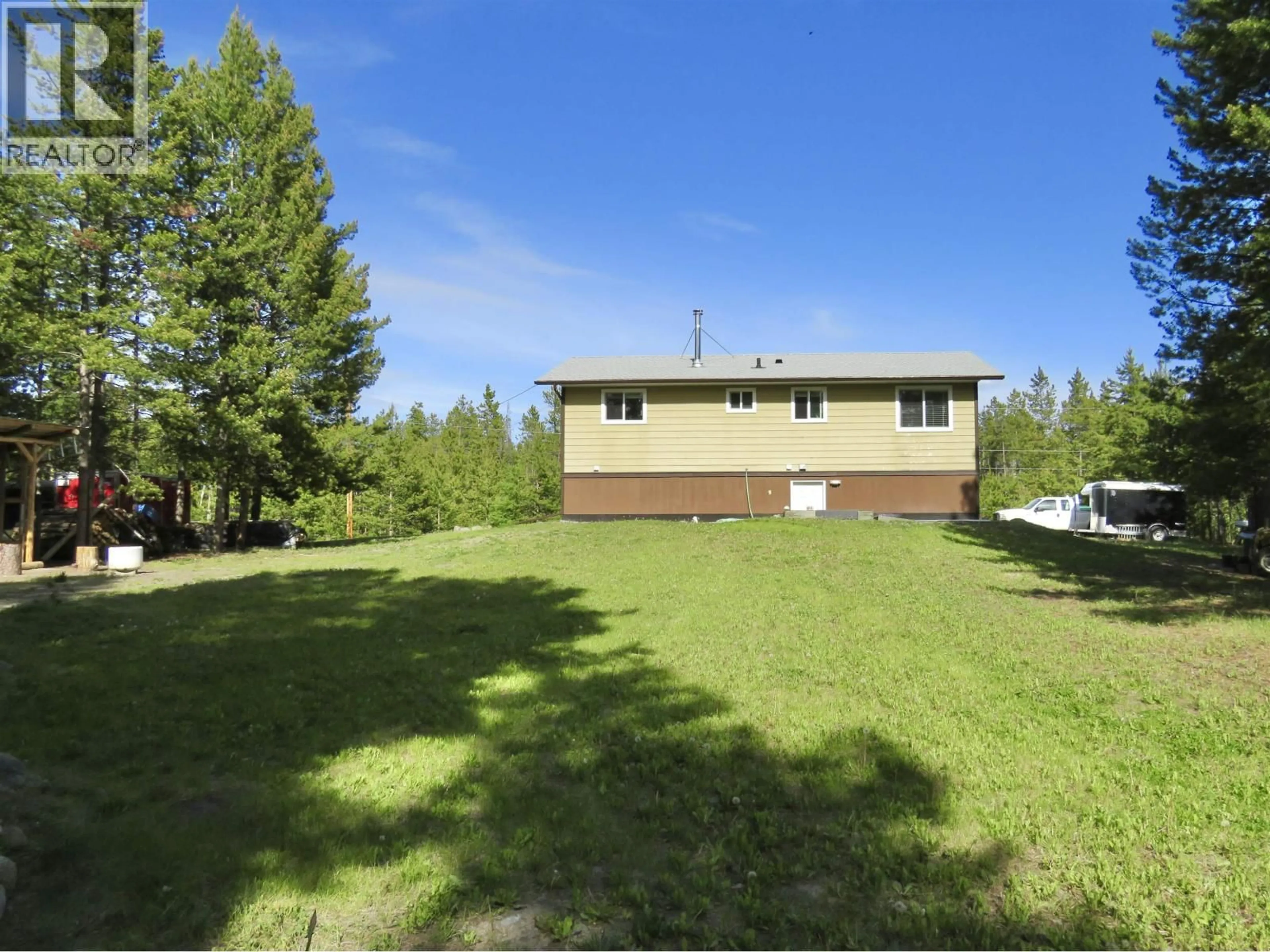 A pic from outside/outdoor area/front of a property/back of a property/a pic from drone, unknown for 5841 THOMPSON ROAD, Chilcotin British Columbia V0L1R0