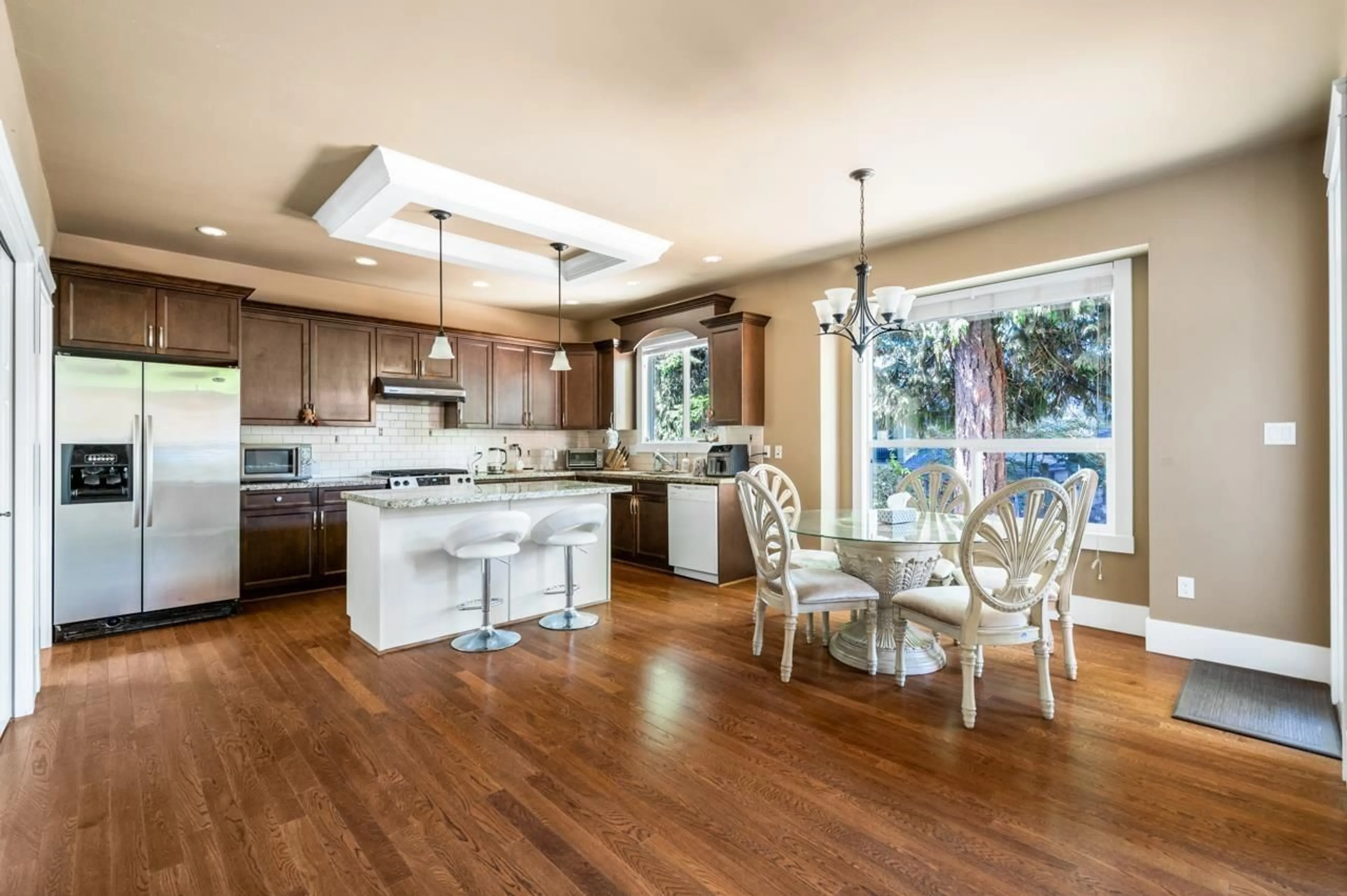 Open concept kitchen, unknown for 14771 34TH AVENUE, Surrey British Columbia V4P0B2