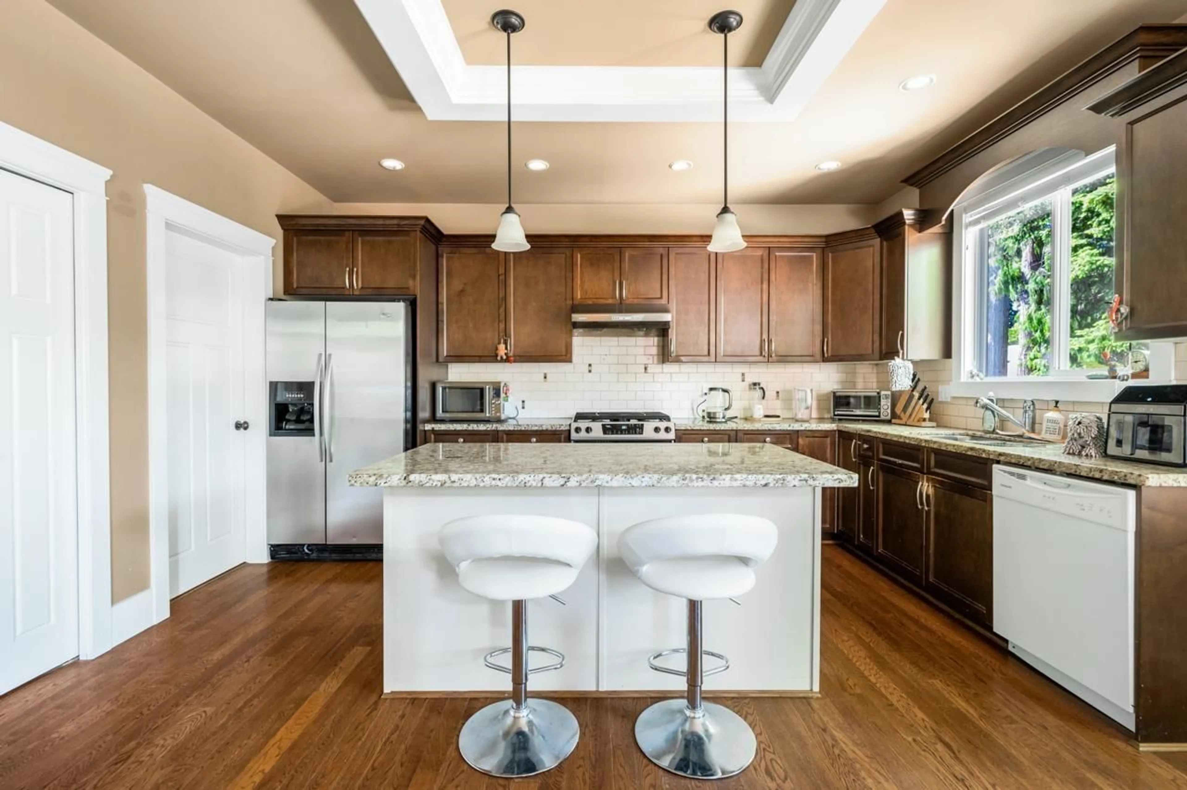 Open concept kitchen, unknown for 14771 34TH AVENUE, Surrey British Columbia V4P0B2