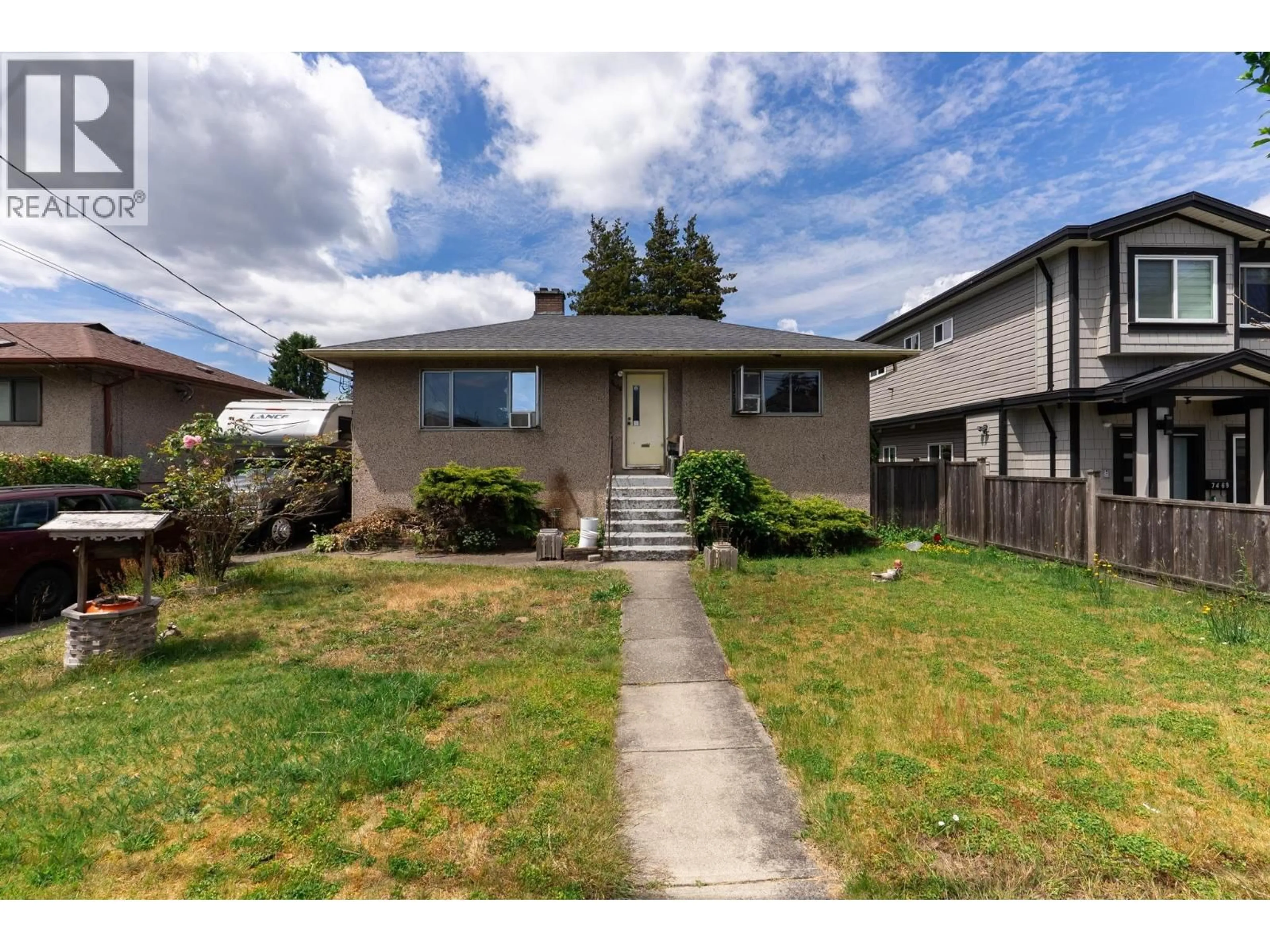 Unknown for 7465 ROSEWOOD STREET, Burnaby British Columbia V5E2G6