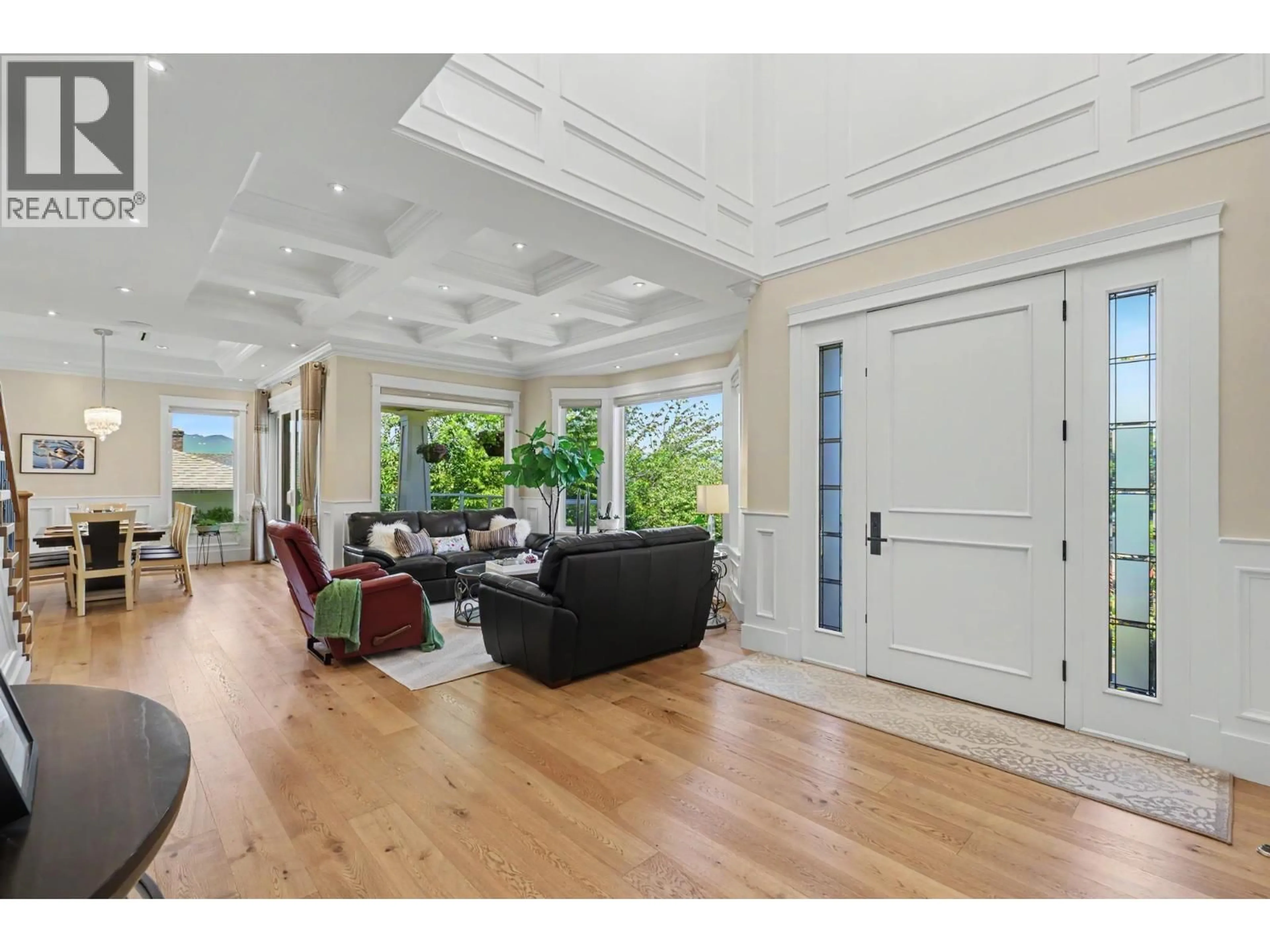 Unknown for 5635 OAKGLEN DRIVE, Burnaby British Columbia V5H3M4