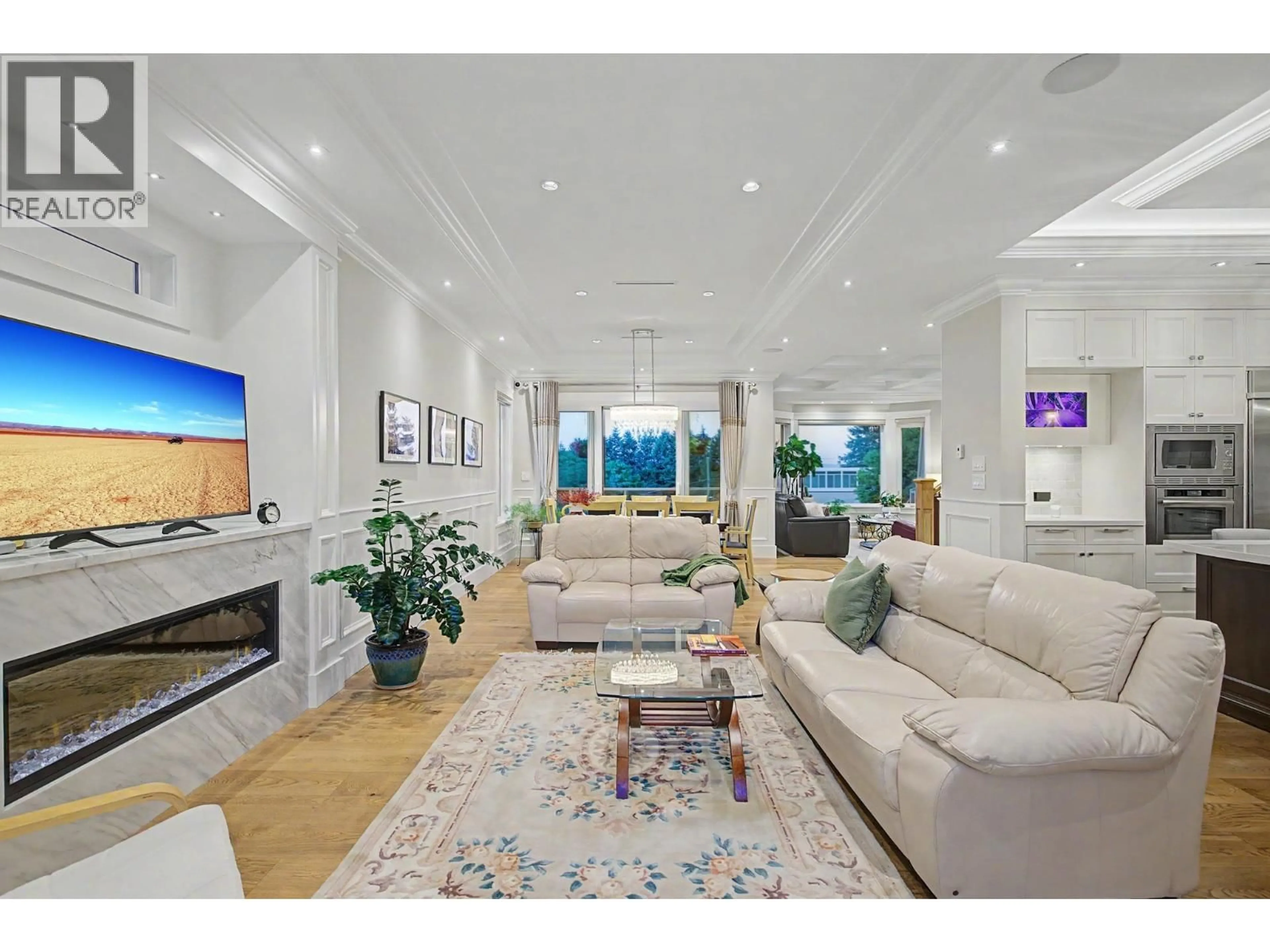Unknown for 5635 OAKGLEN DRIVE, Burnaby British Columbia V5H3M4