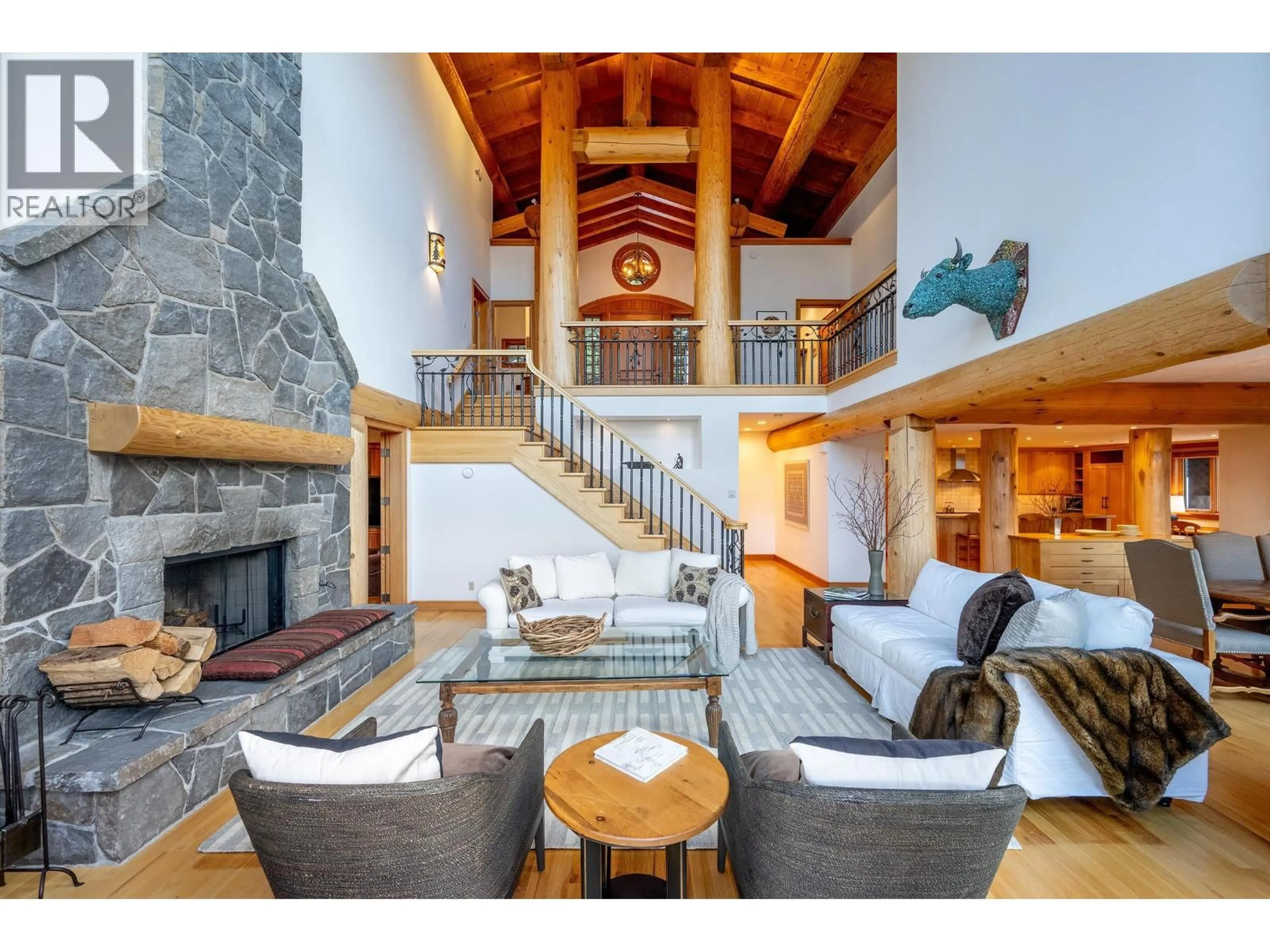 Living room with furniture, unknown for 3826 SUNRIDGE DRIVE, Whistler British Columbia V8E0W1