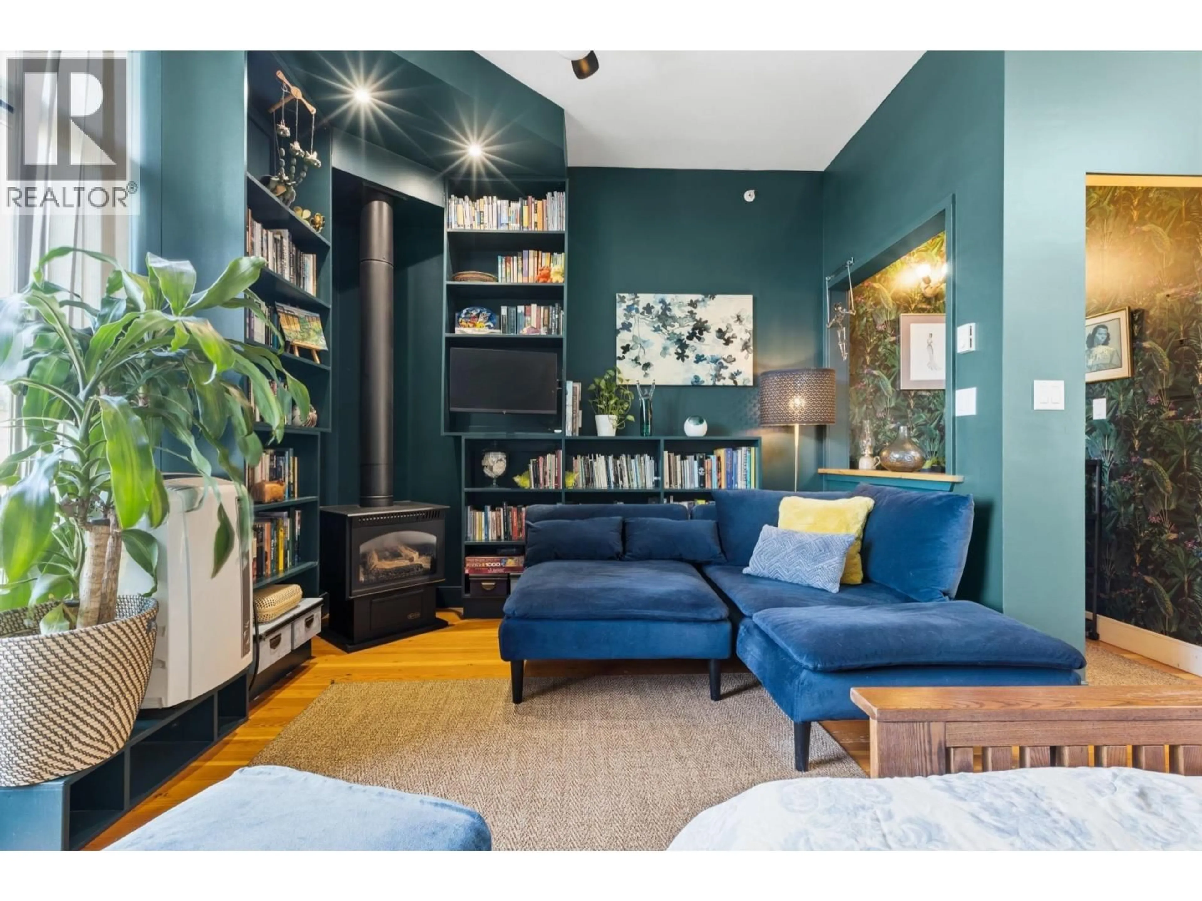 Living room with furniture, unknown for 520 - 8988 HUDSON STREET, Vancouver British Columbia V6P6Z1