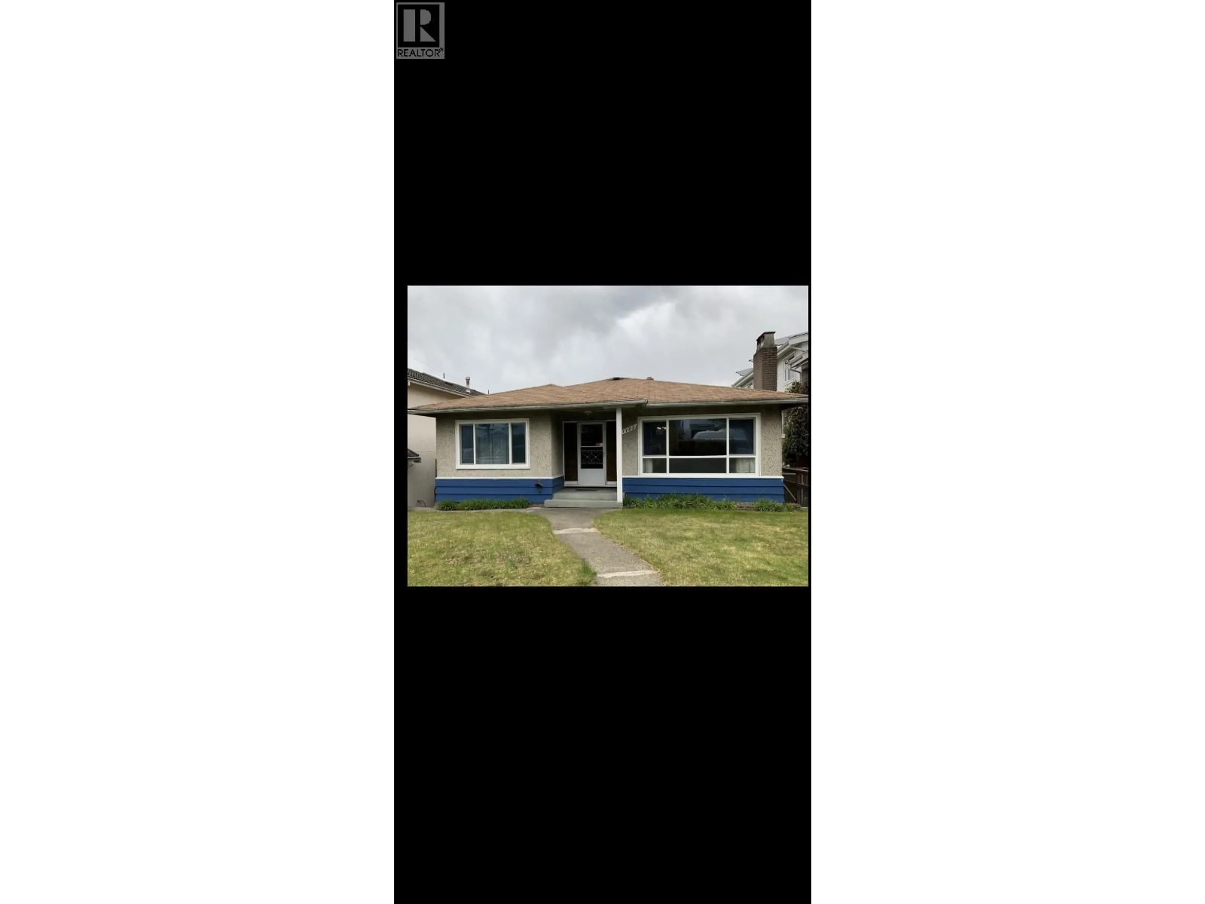 Unknown for 1723 33RD AVENUE, Vancouver British Columbia V5N3E3