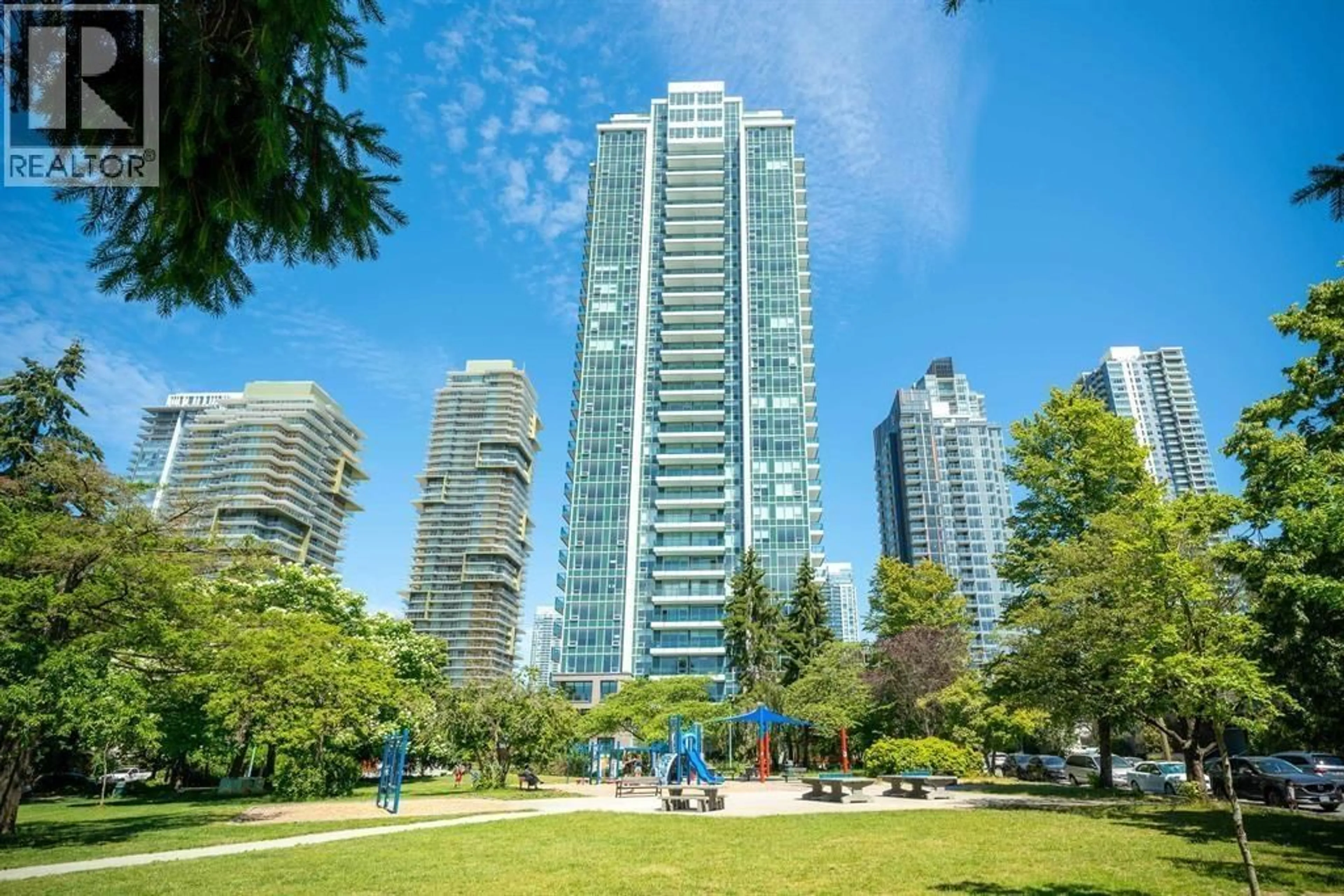 Unknown for 701 - 6463 SILVER AVENUE, Burnaby British Columbia V5H0K4