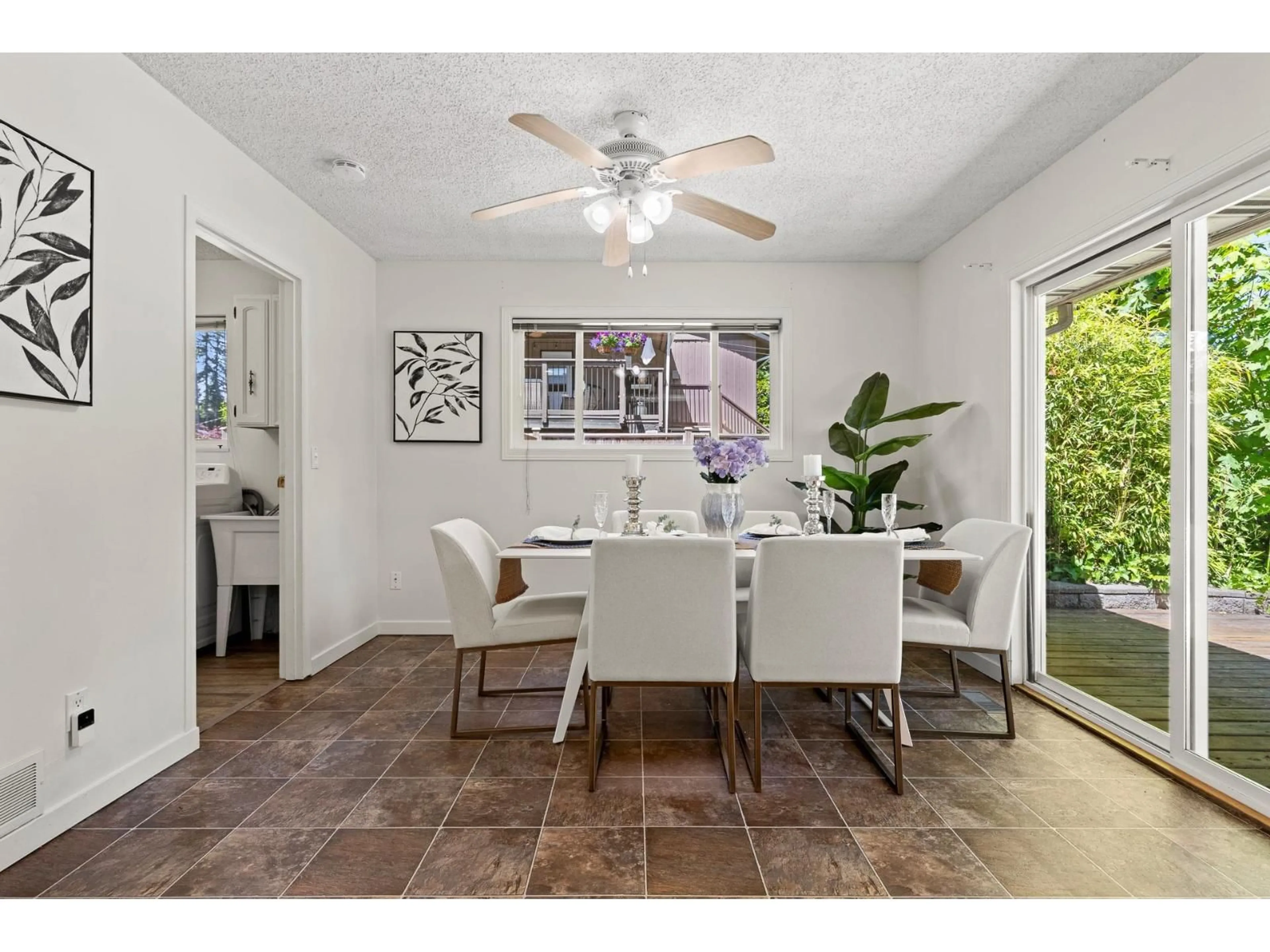 Dining room, ceramic/tile floor for 4132 204B STREET, Langley British Columbia V3A1Z8