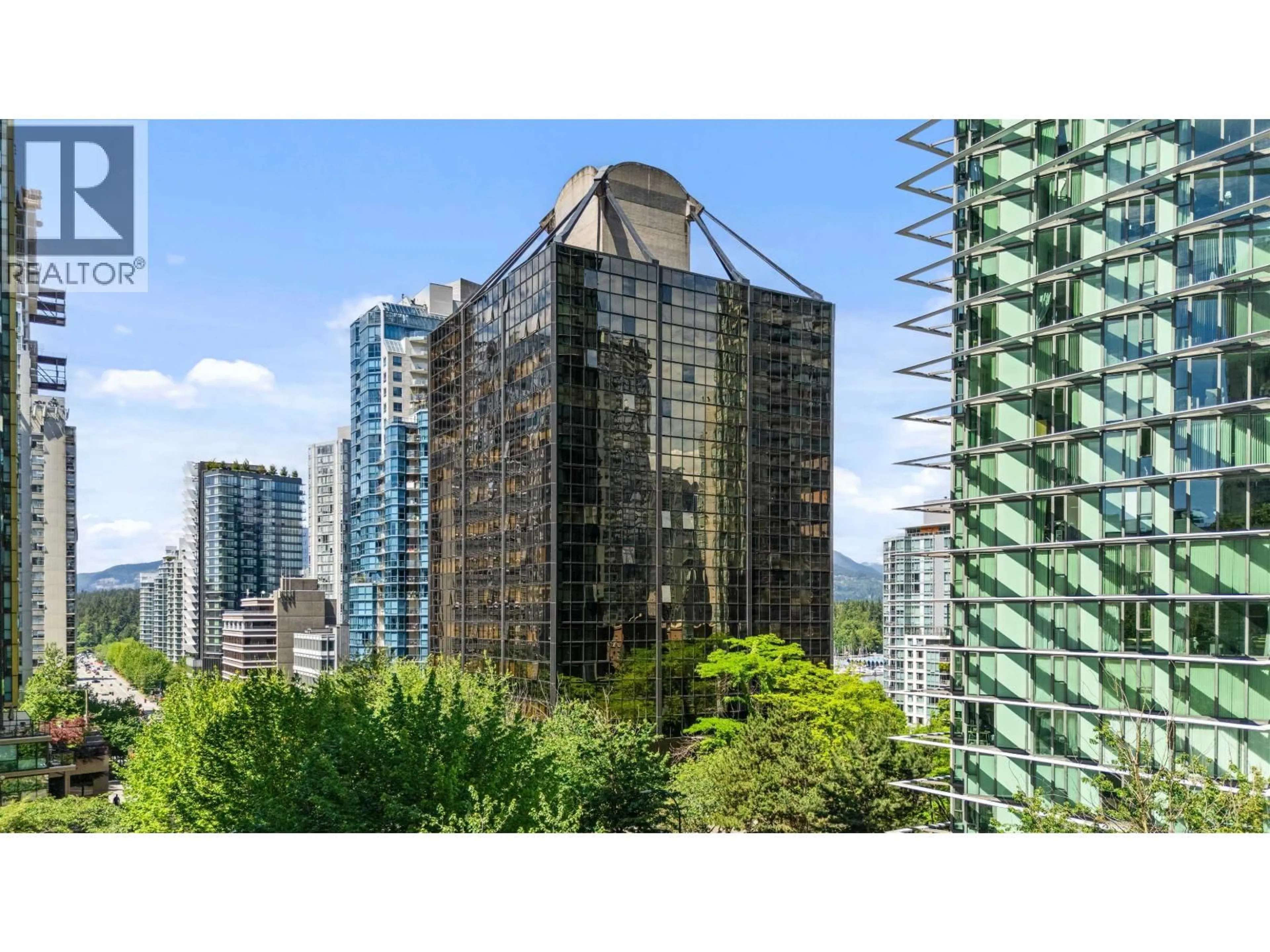 Unknown for 609 - 1333 GEORGIA STREET, Vancouver British Columbia V6E4V3