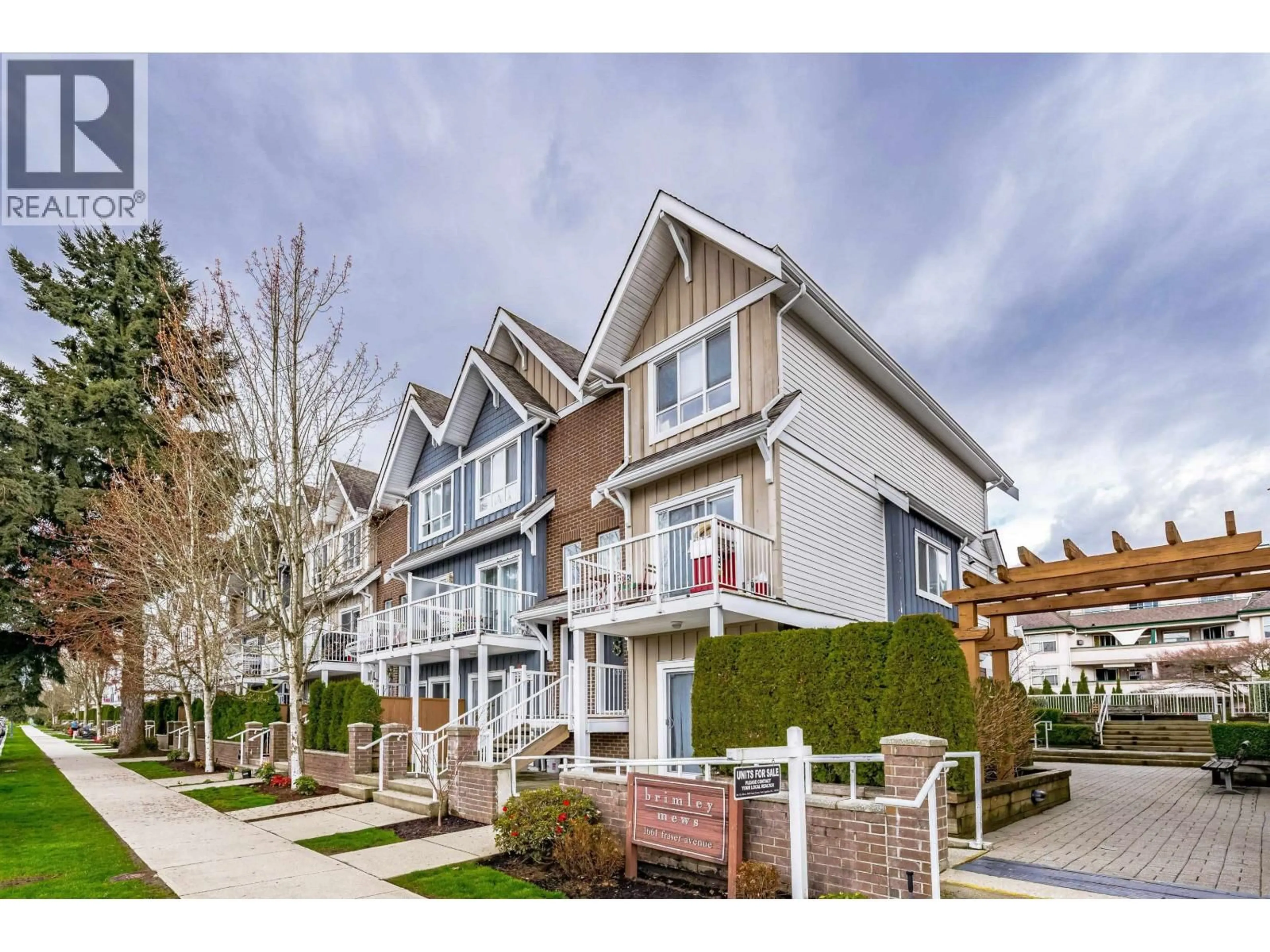 Unknown for 305 - 1661 FRASER AVENUE, Port Coquitlam British Columbia V3B0B6