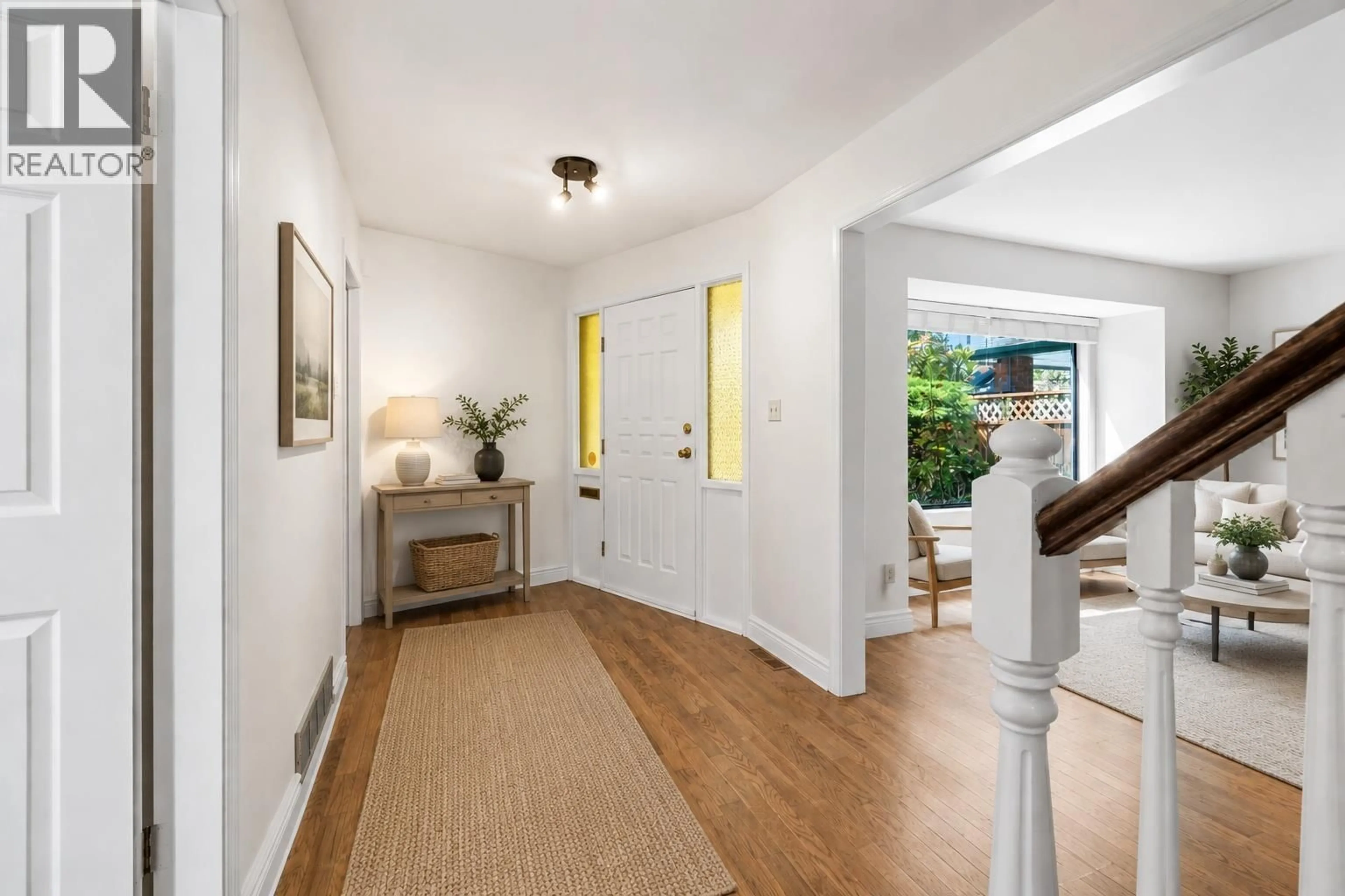 Indoor entryway for 7291 FRANCIS ROAD, Richmond British Columbia V6Y1A1