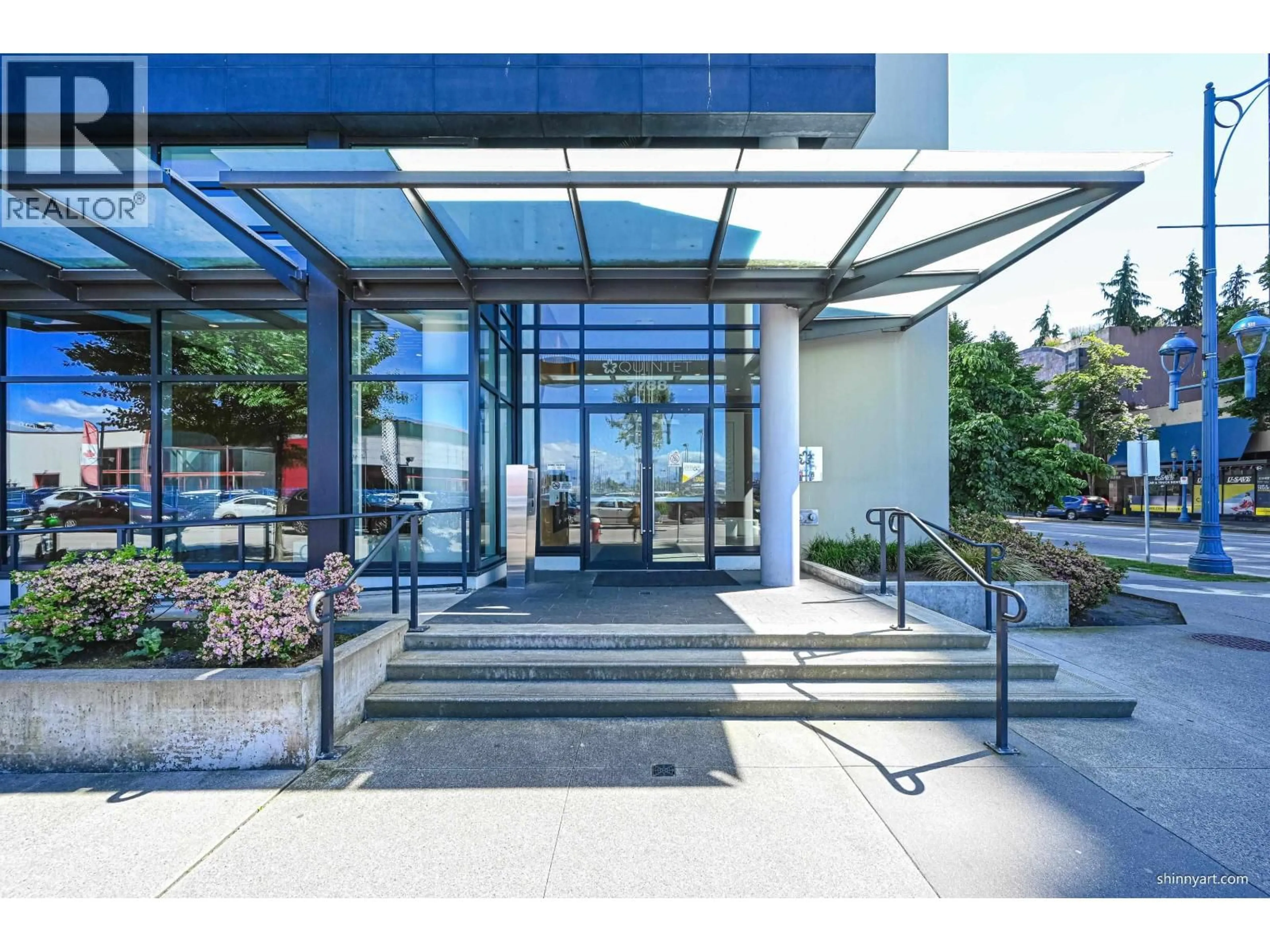 Indoor foyer for 1001 - 7788 ACKROYD ROAD, Richmond British Columbia V6X0M8