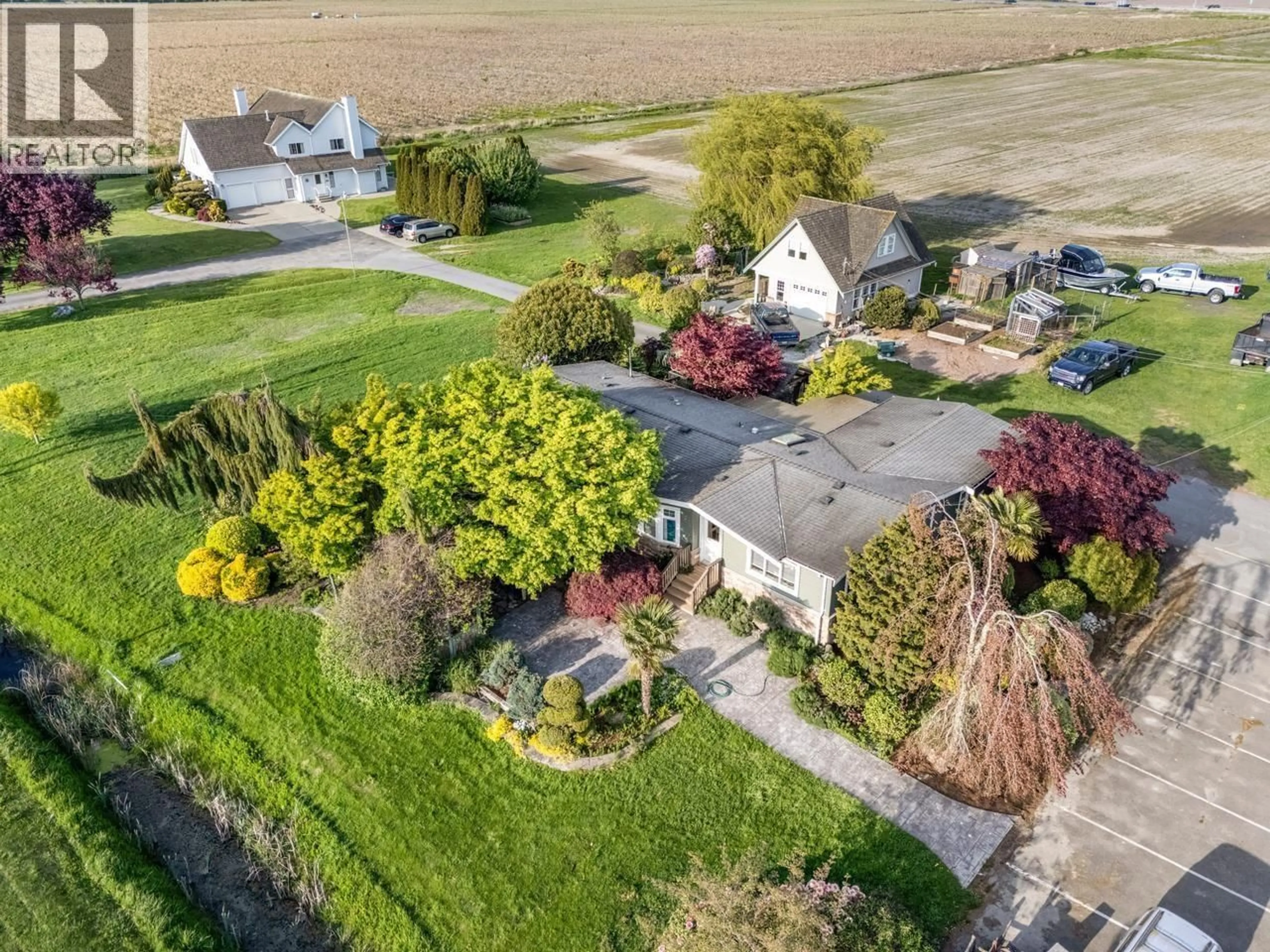 A pic from outside/outdoor area/front of a property/back of a property/a pic from drone, street for 2300 56 STREET, Tsawwassen British Columbia V4L2P2
