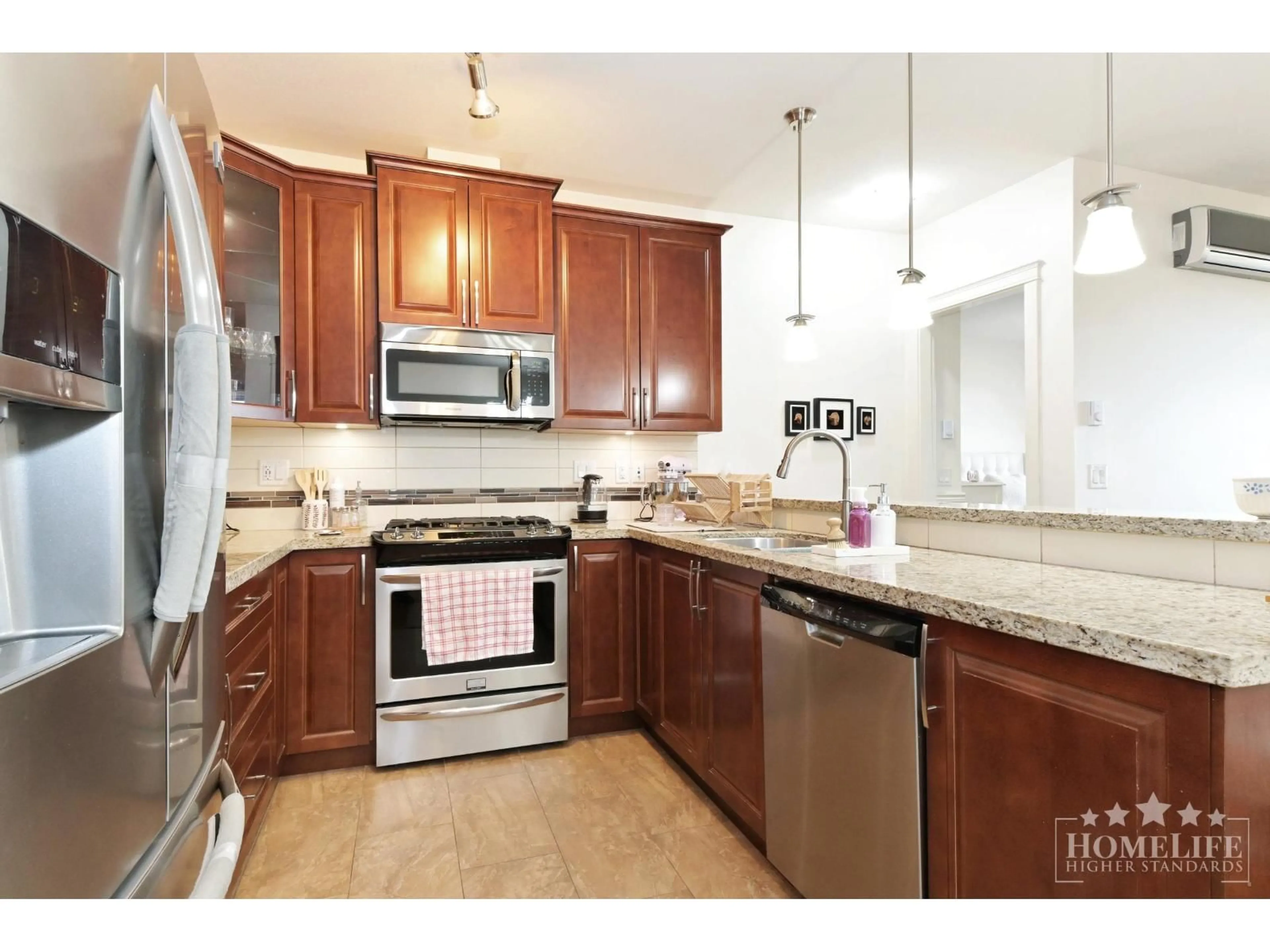 Standard kitchen, ceramic/tile floor for 528 - 8067 207 STREET, Langley British Columbia V2Y0P1