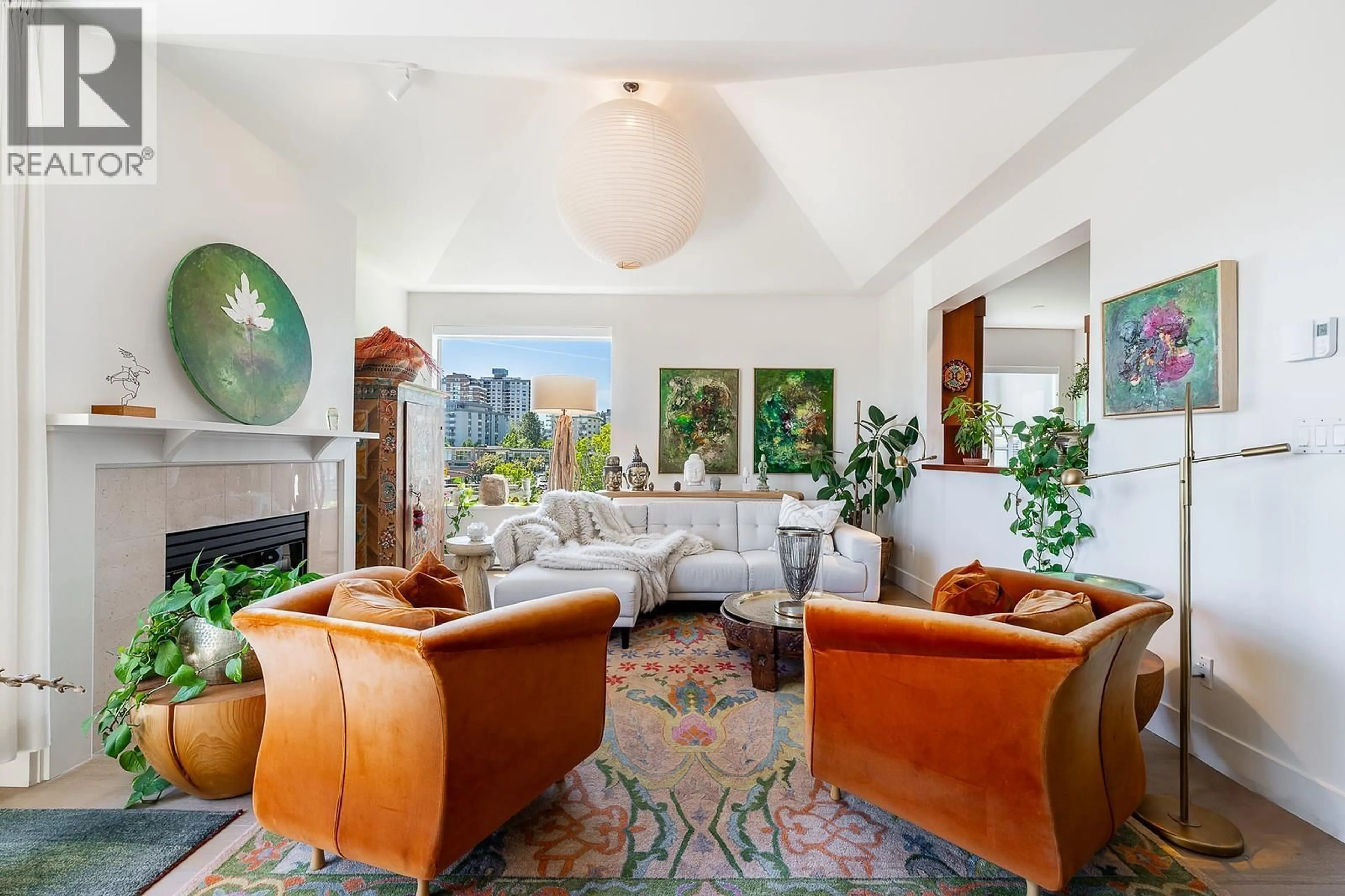 Living room with furniture, unknown for 401 - 1765 MARINE DRIVE, West Vancouver British Columbia V7V1J5