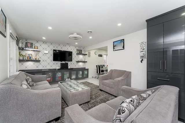 12850 115B AVENUE, Surrey 4