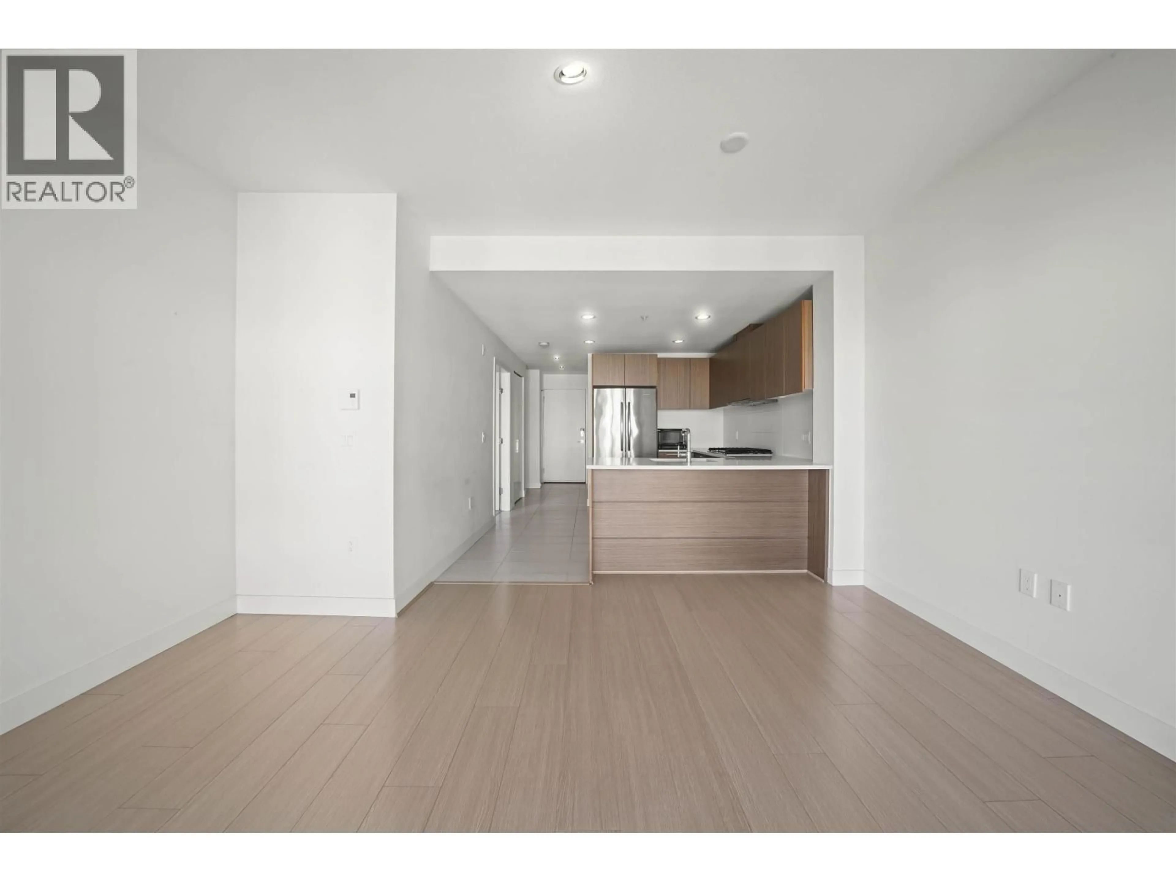 Unknown for 611 - 6033 GRAY AVENUE, Vancouver British Columbia V6S0G3