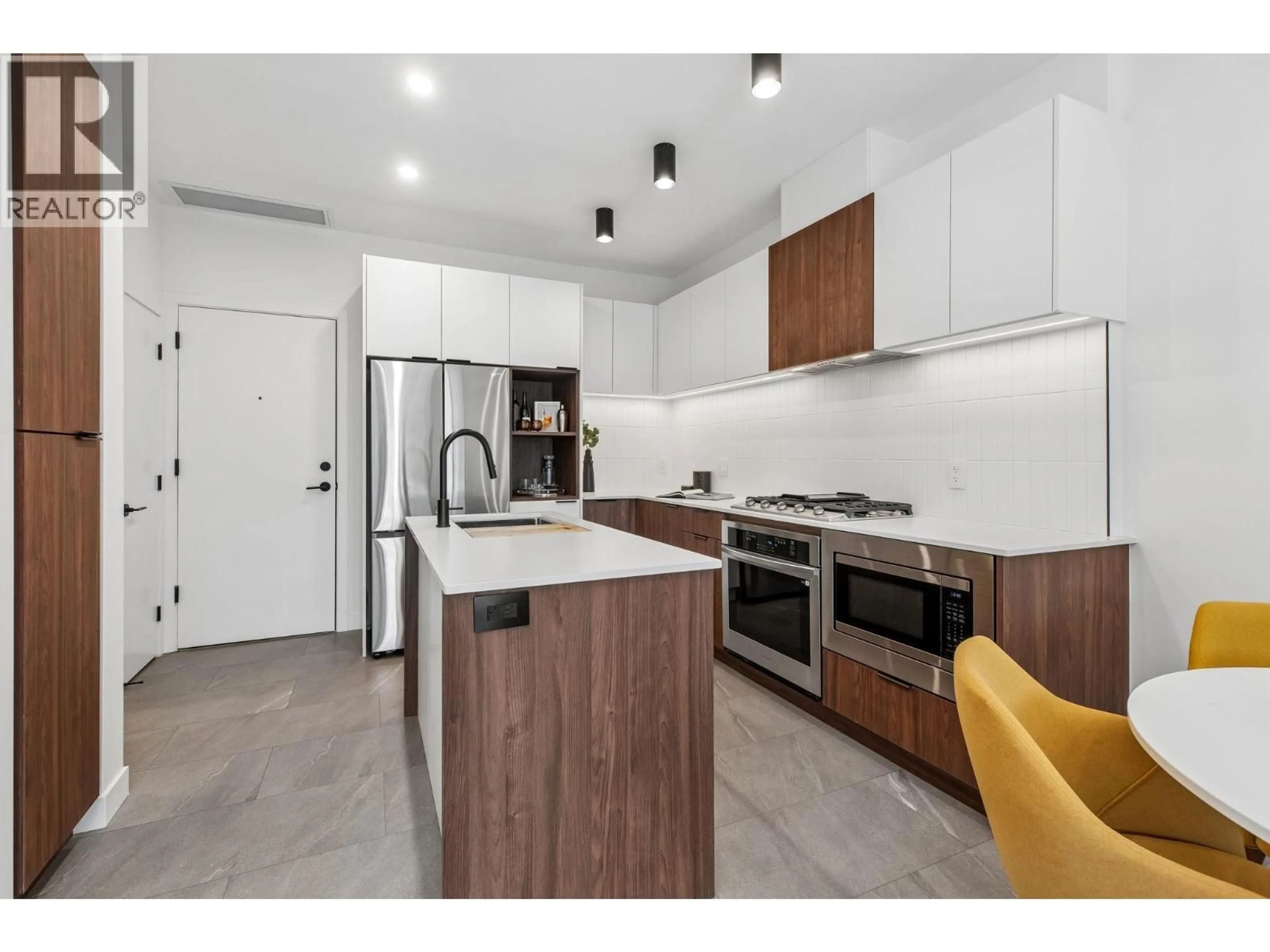 Open concept kitchen, unknown for 103 - 623 KEMSLEY AVENUE, Coquitlam British Columbia V3J0L8