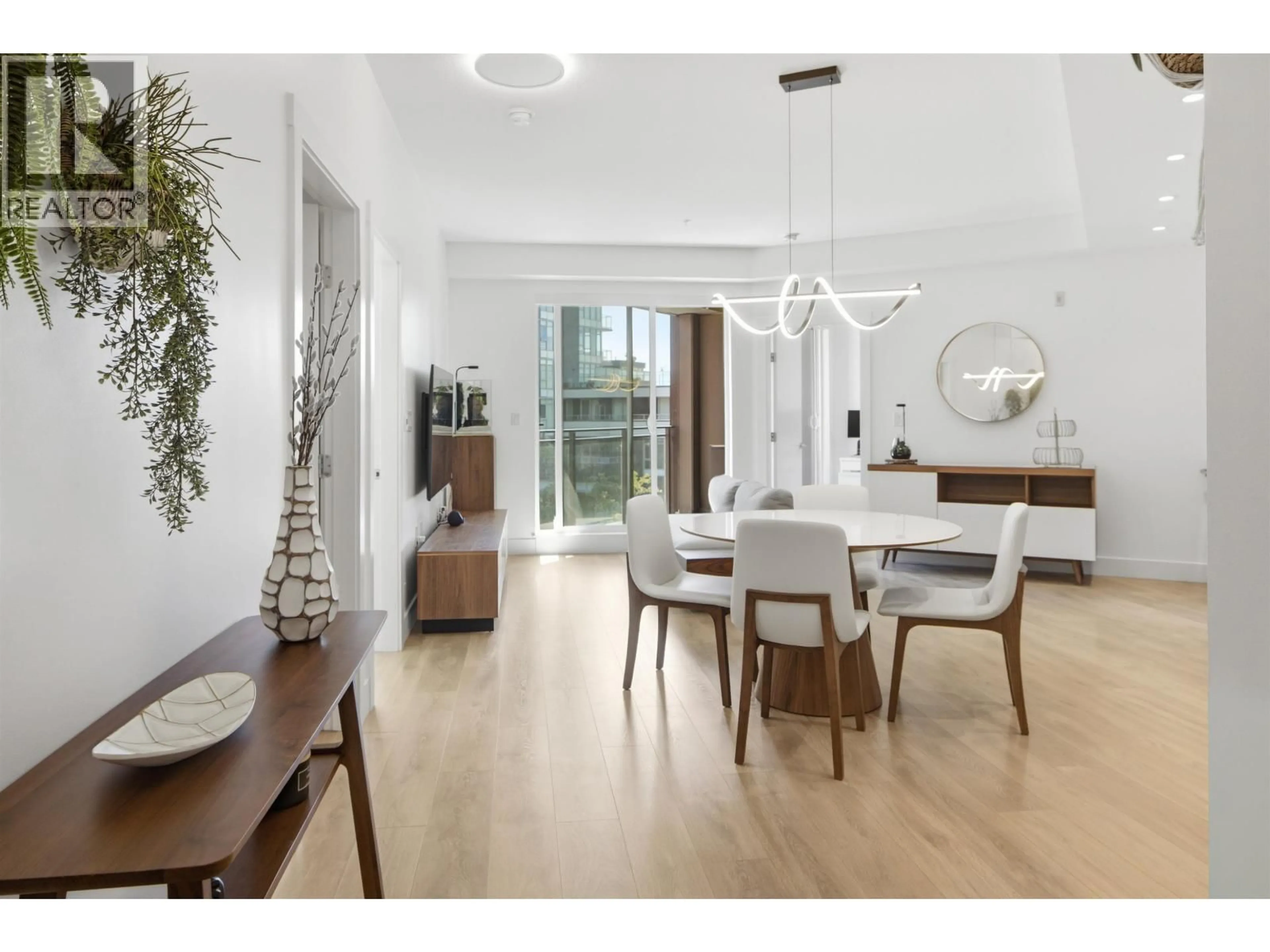 Dining room, wood/laminate floor for 414 - 8508 RIVERGRASS DRIVE, Vancouver British Columbia V5S0H7