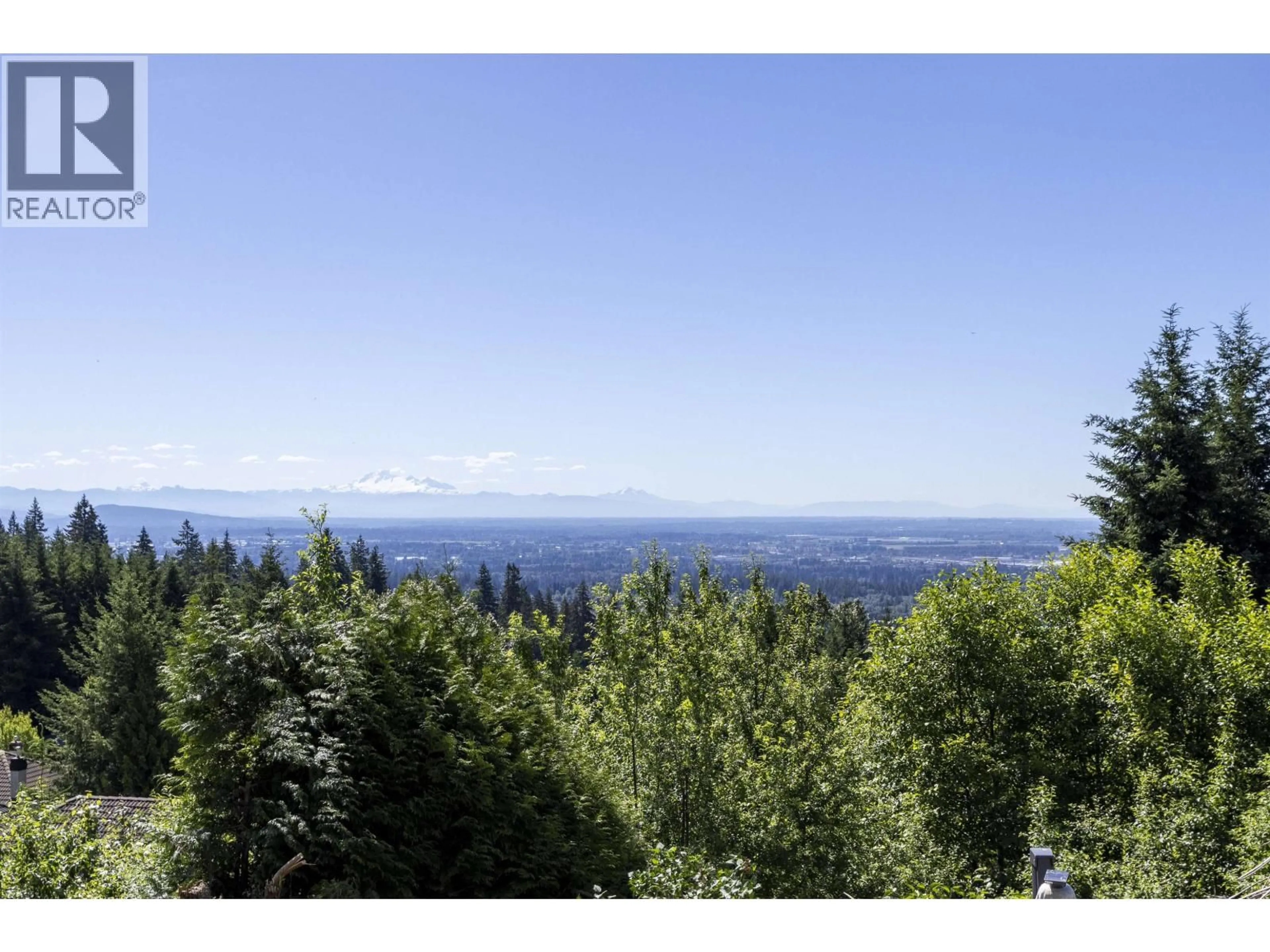 A pic from outside/outdoor area/front of a property/back of a property/a pic from drone, forest/trees view for 3032 MAPLEWOOD COURT, Coquitlam British Columbia V3E3P3