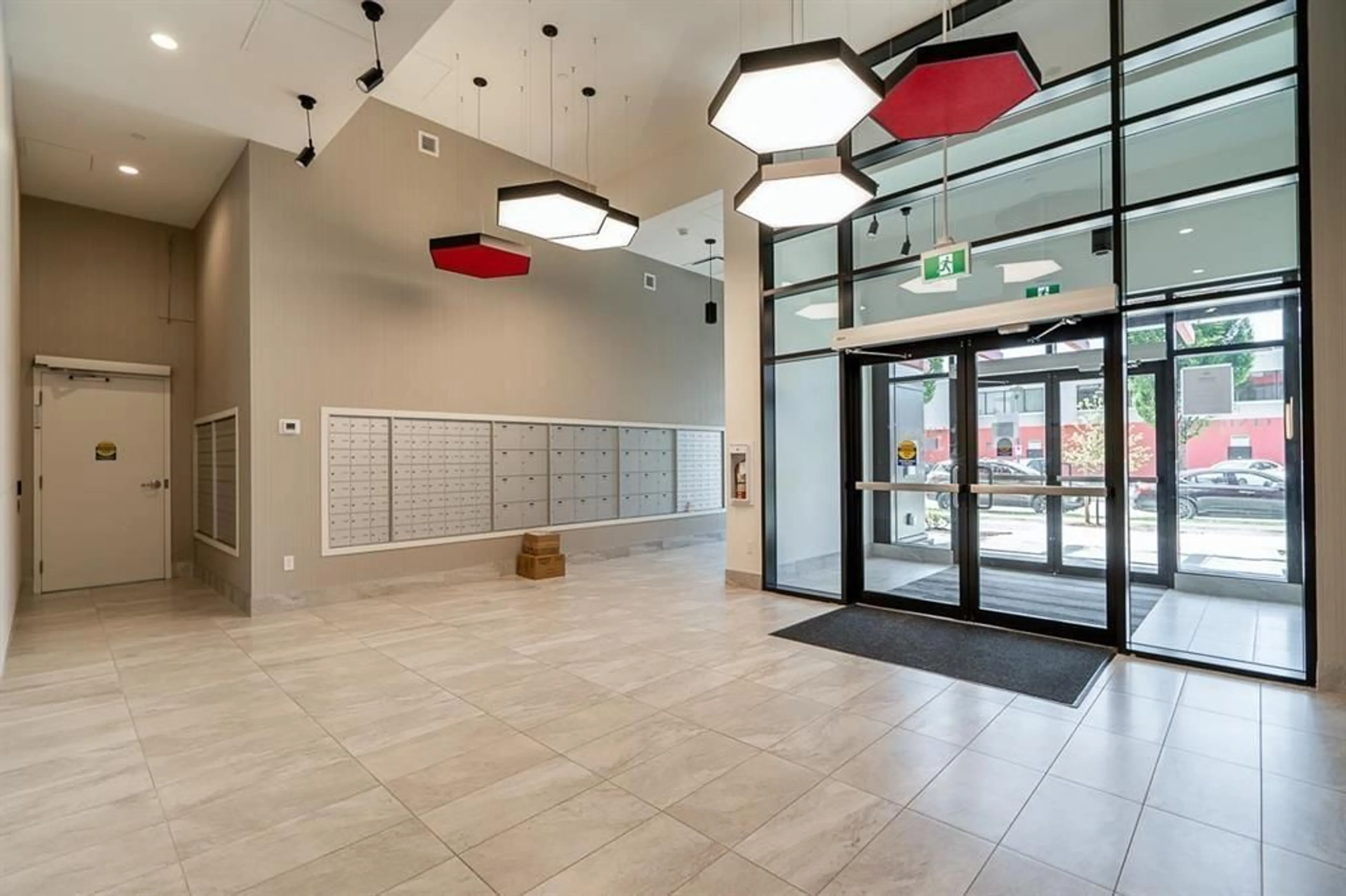 Indoor foyer for 2003 - 10626 CITY PARKWAY, Surrey British Columbia V3T4C7