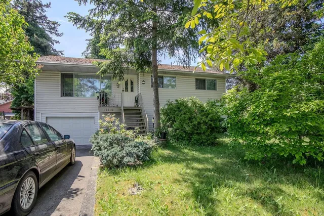 17360 58A AVENUE, Surrey 2