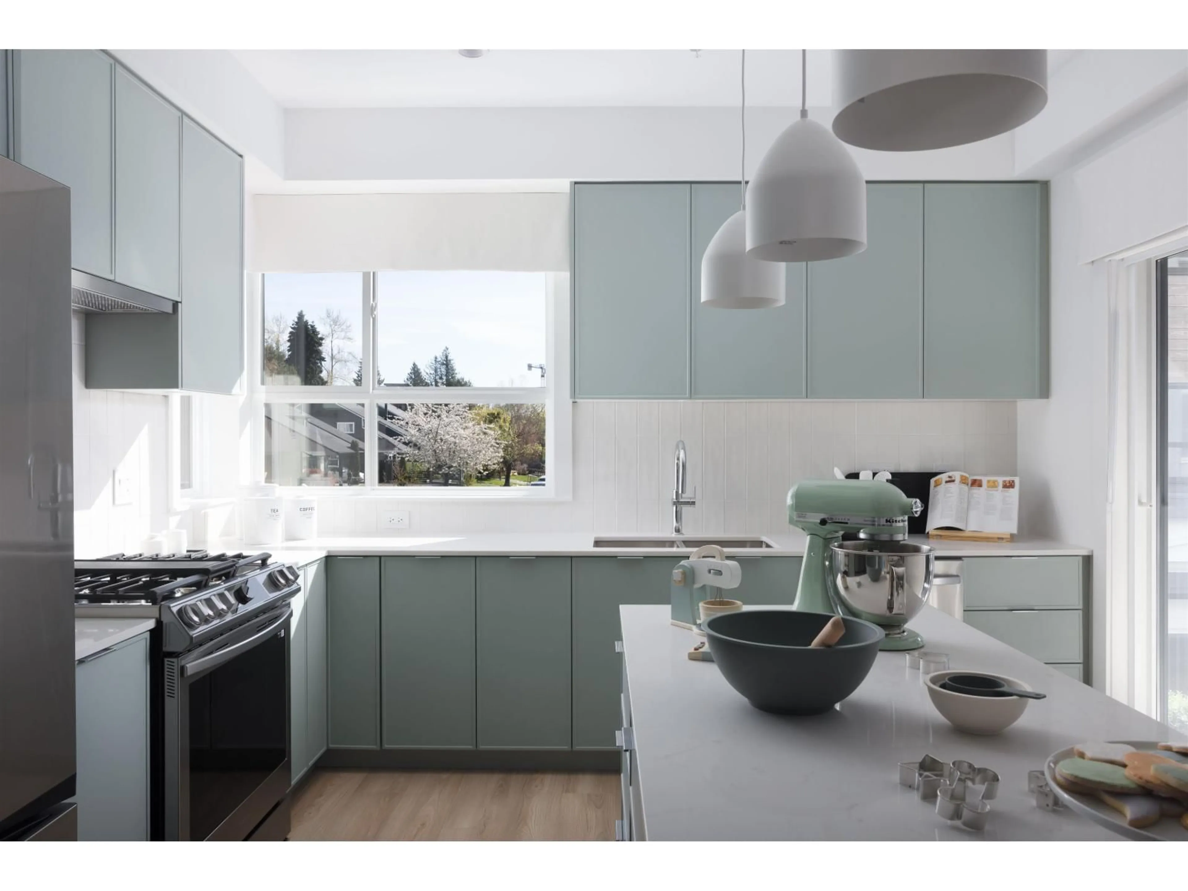Contemporary kitchen, unknown for 12 - 5378 198 STREET, Langley British Columbia V3A1G1