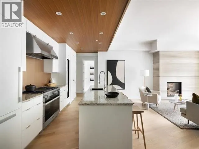 204 - 6699 NELSON AVENUE, West Vancouver 2