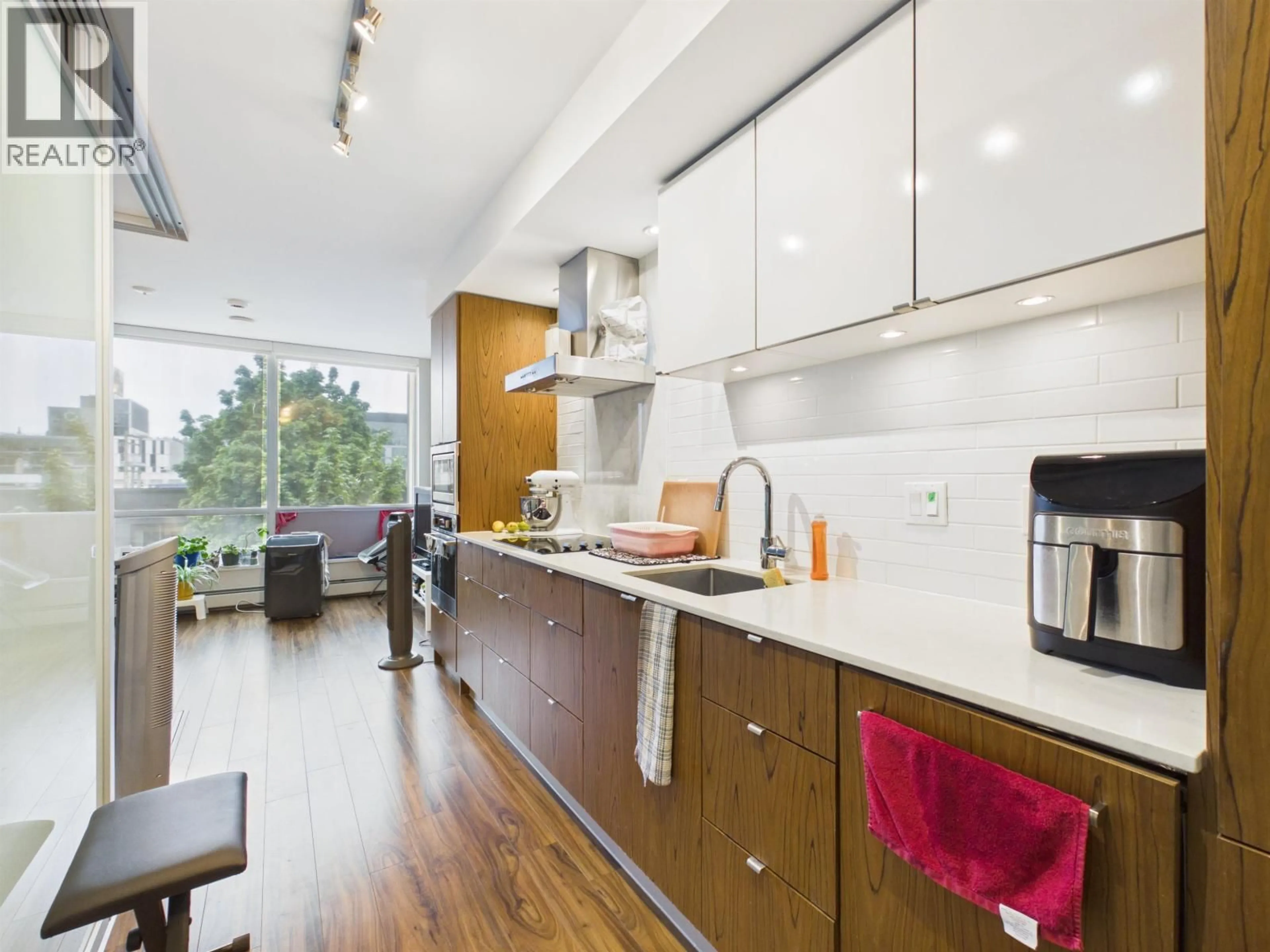 Open concept kitchen, unknown for 308 - 159 W 2ND AVENUE, Vancouver British Columbia V5Y0L8