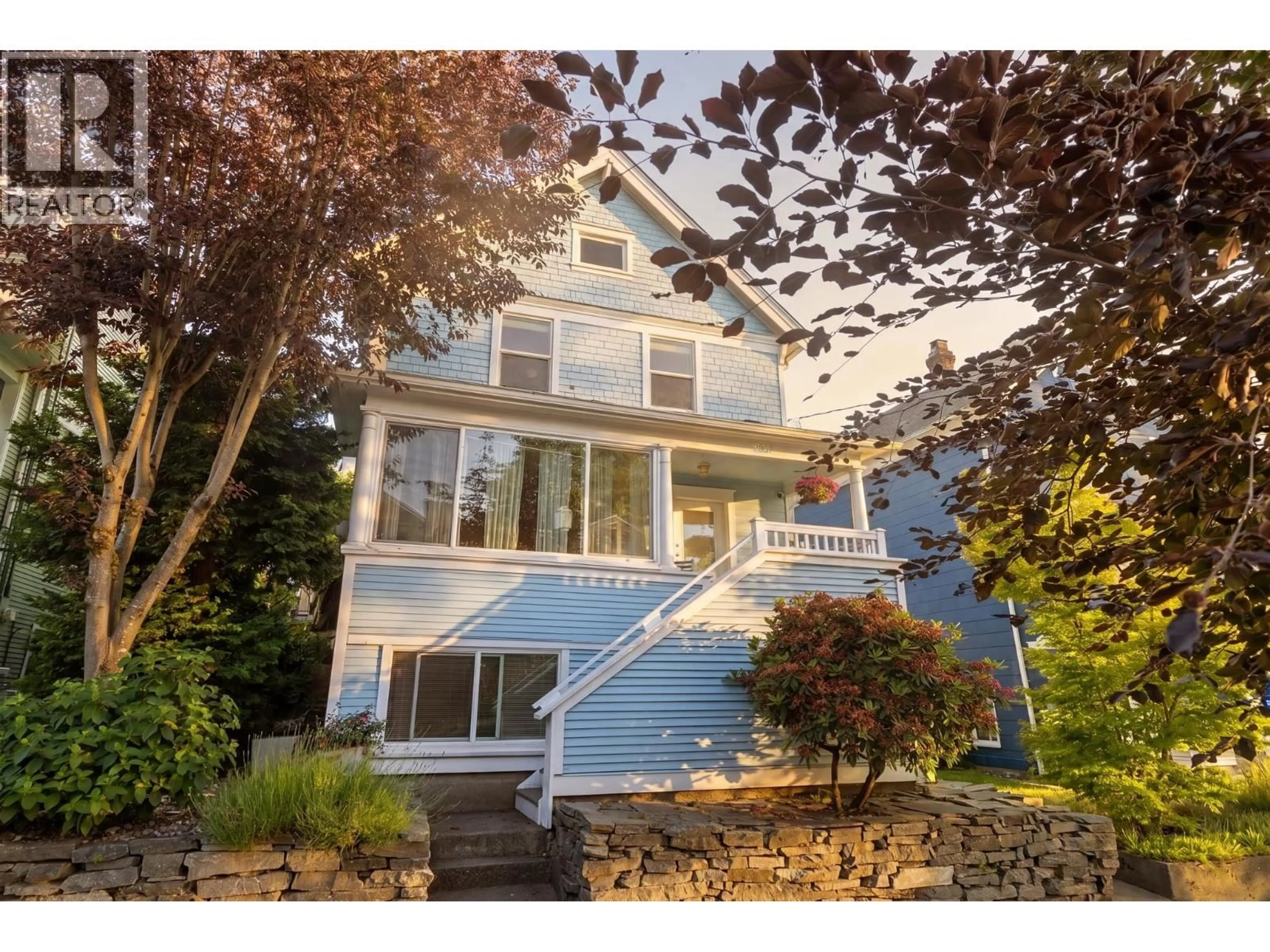Unknown for 2057 CYPRESS STREET, Vancouver British Columbia V6J3M2