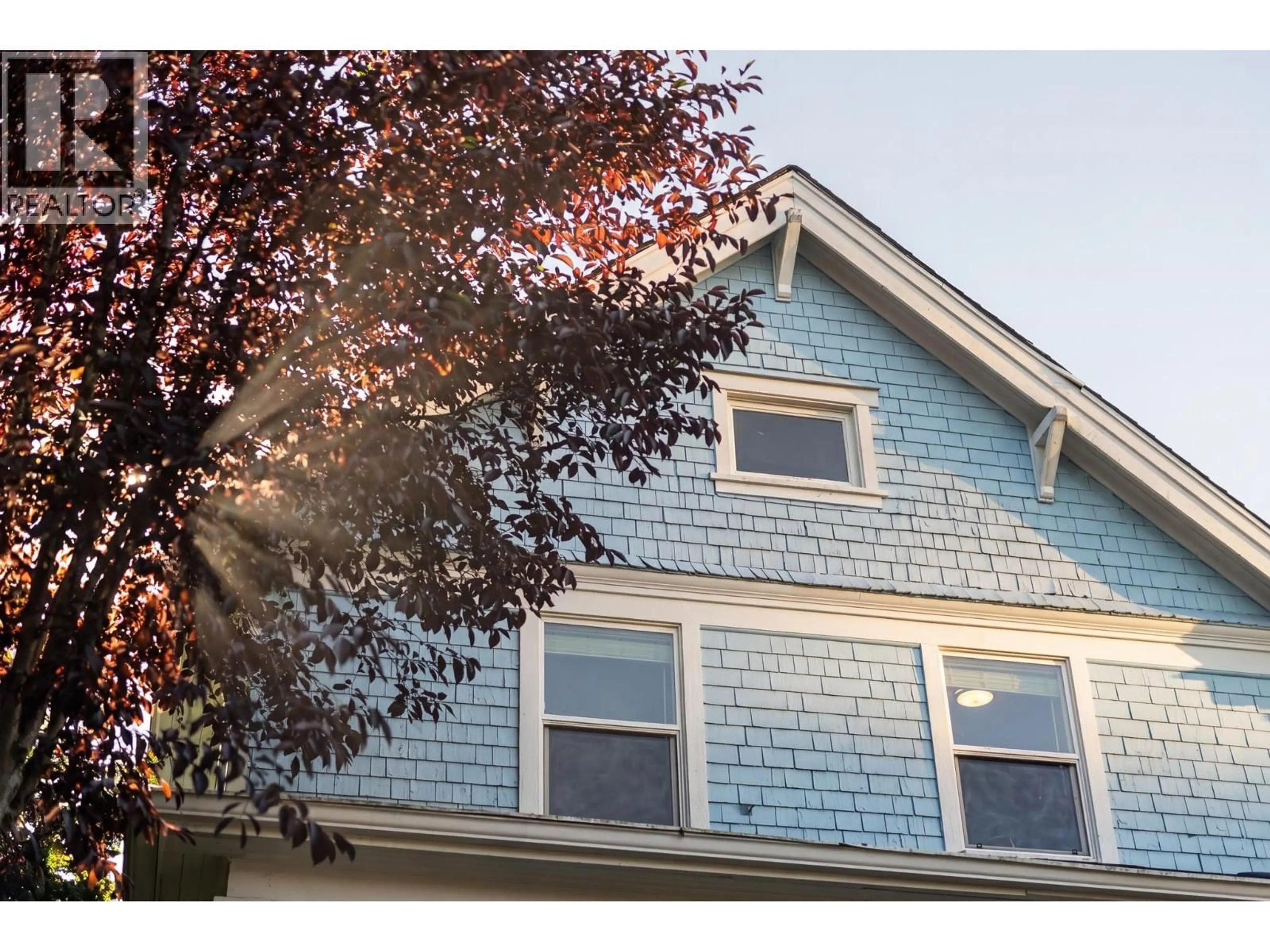 Home with vinyl exterior material, street for 2057 CYPRESS STREET, Vancouver British Columbia V6J3M2