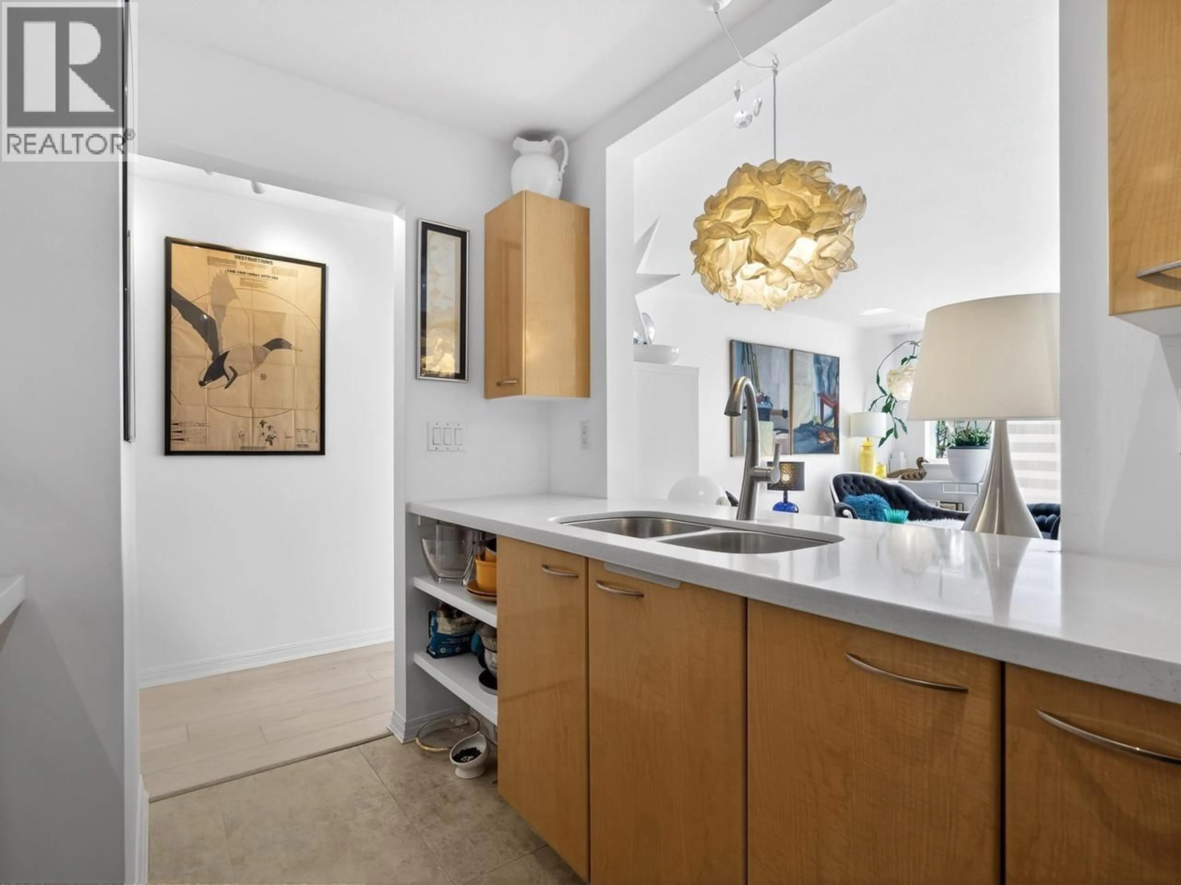 Open concept kitchen, unknown for 134 - 1408 CARTIER AVENUE, Coquitlam British Columbia V3K7A4