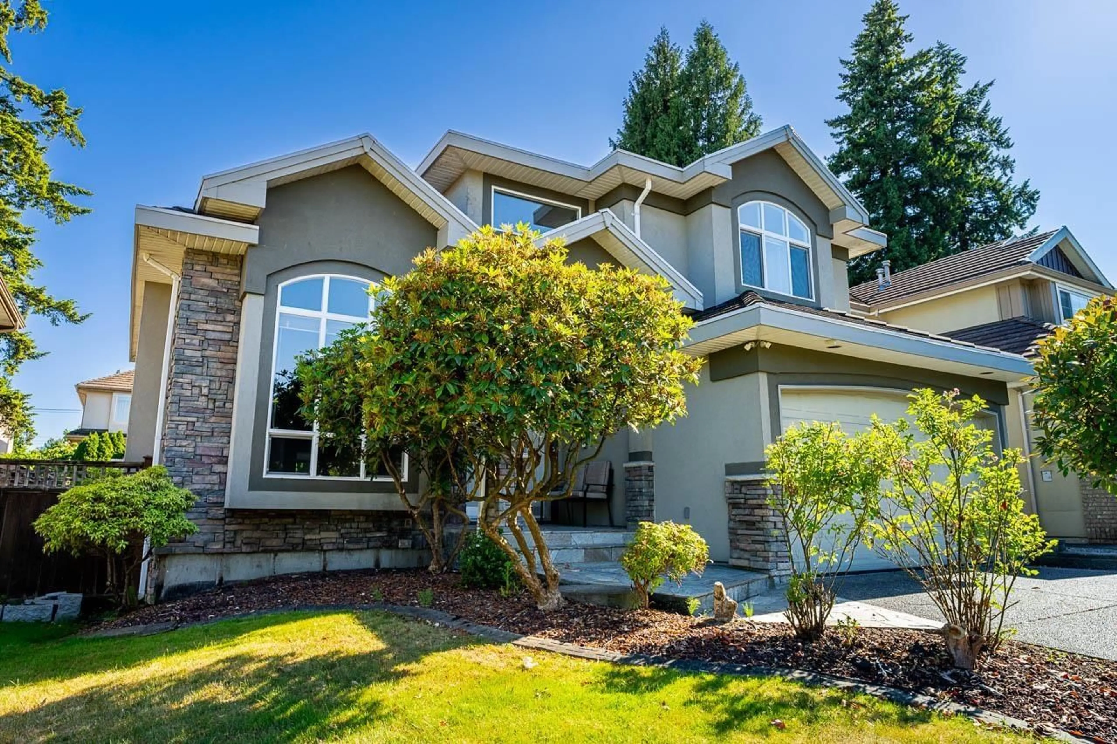 Home with vinyl exterior material, street for 16518 108A AVENUE, Surrey British Columbia V4N5B9