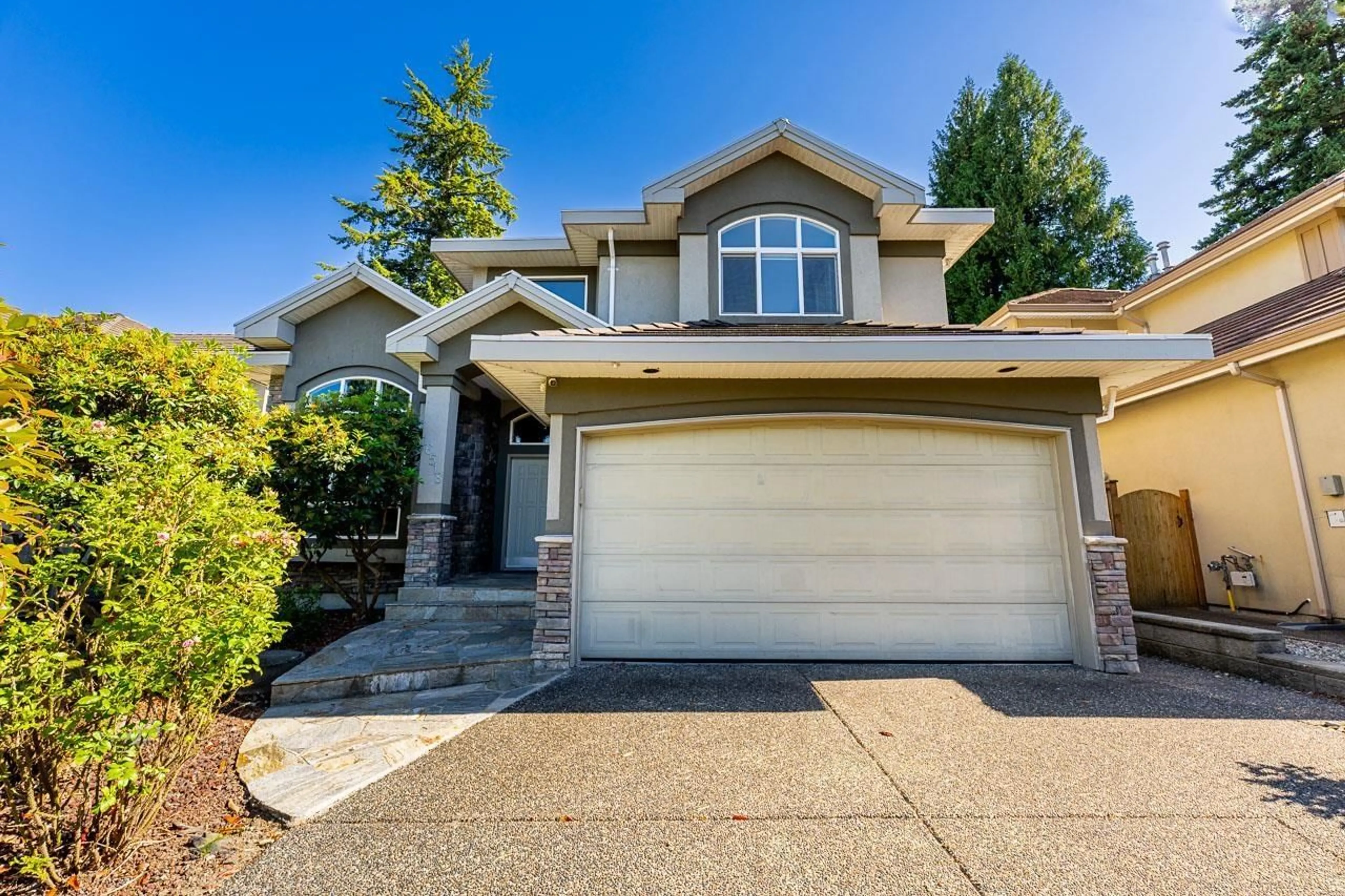Home with vinyl exterior material, street for 16518 108A AVENUE, Surrey British Columbia V4N5B9