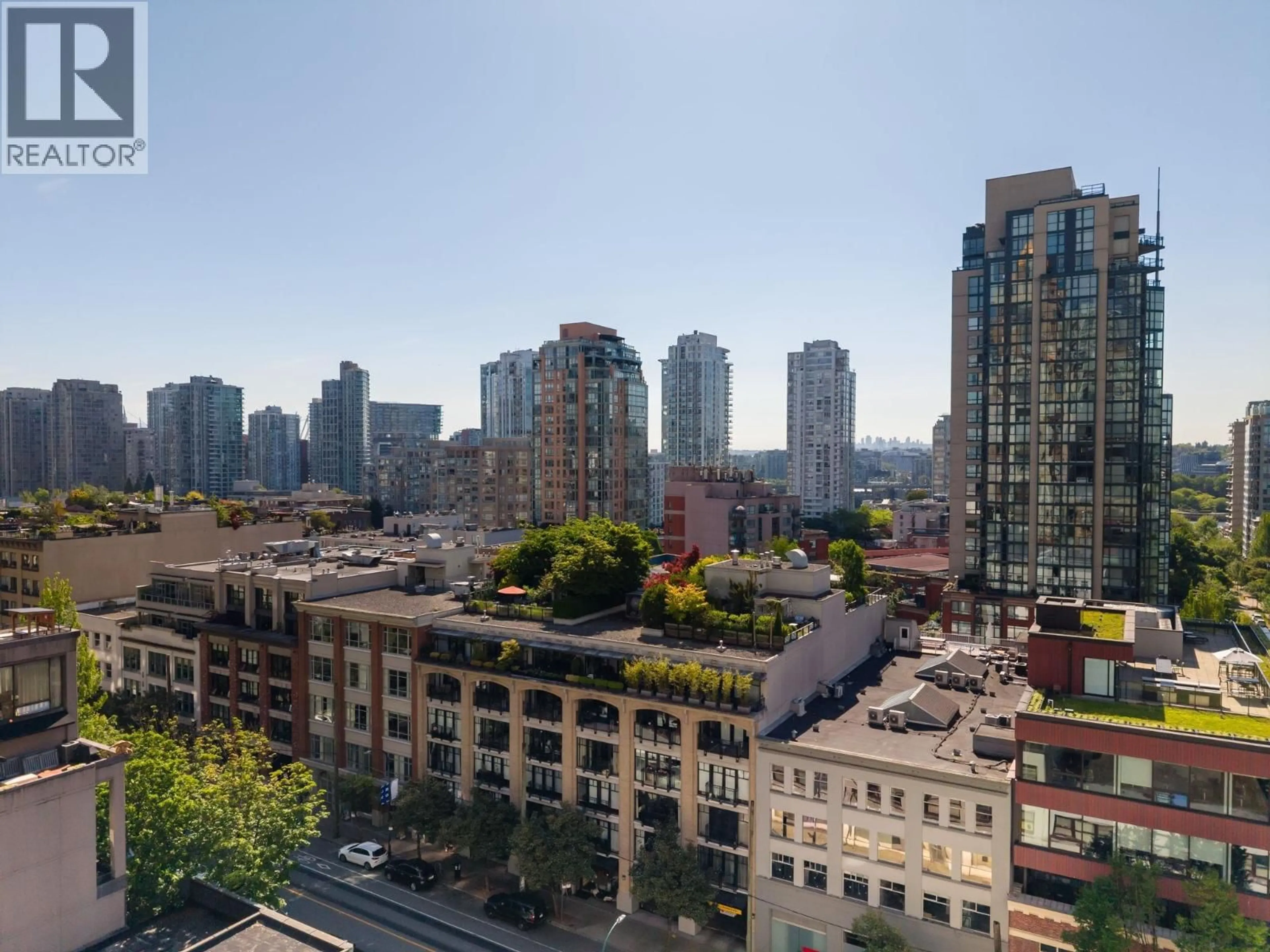 A pic from outside/outdoor area/front of a property/back of a property/a pic from drone, city buildings view from balcony for 308 - 1275 HAMILTON STREET, Vancouver British Columbia V6B1E2