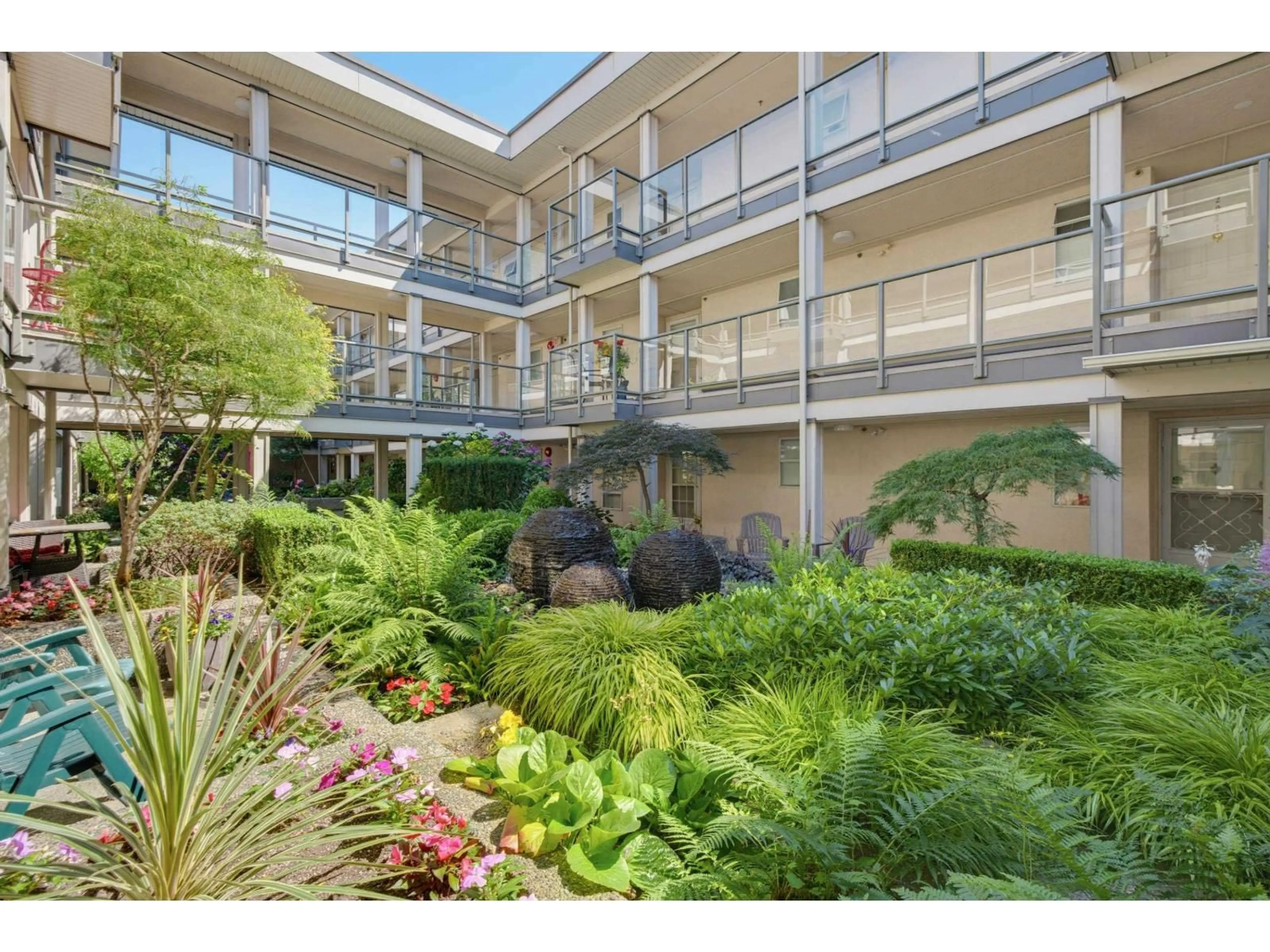 Unknown for 214 - 15255 18 AVENUE, Surrey British Columbia V4A1W9