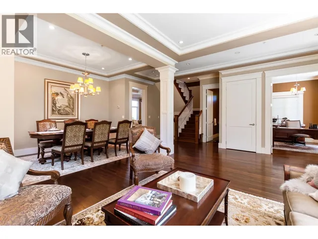2495 33RD AVENUE, Vancouver 5