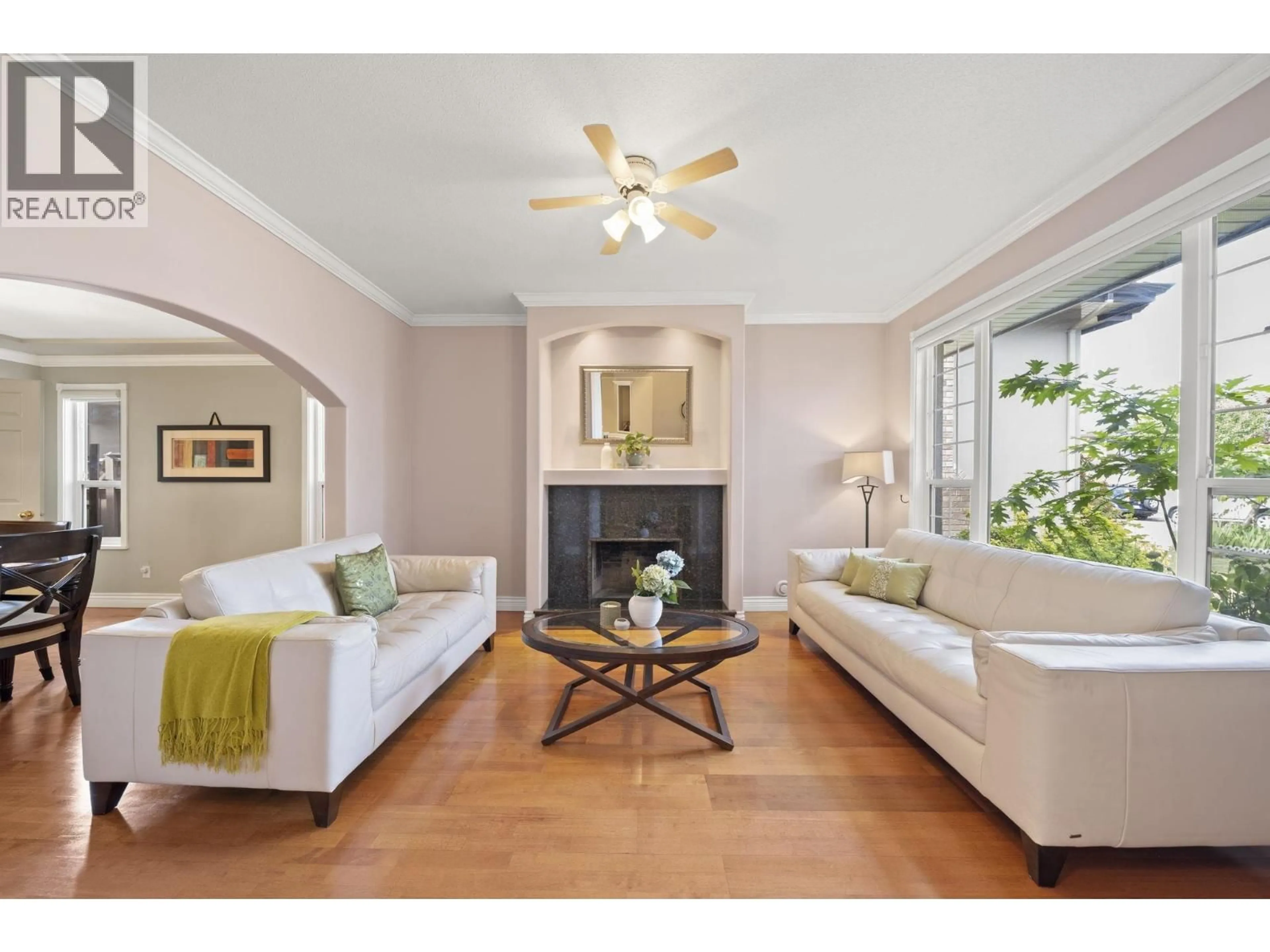 Living room with furniture, unknown for 12100 HARRISON AVENUE, Richmond British Columbia V6V2R8