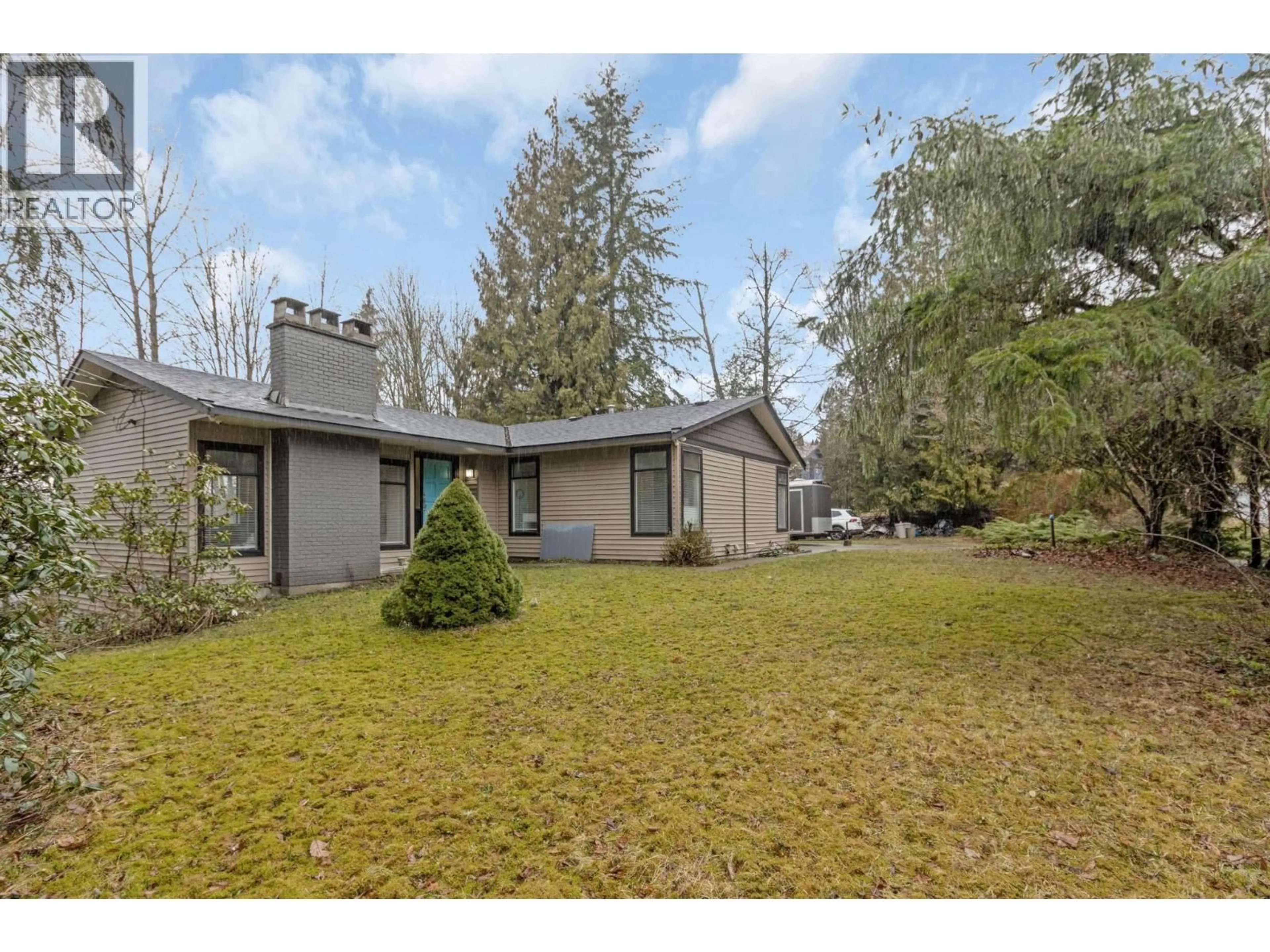 A pic from outside/outdoor area/front of a property/back of a property/a pic from drone, street for 13025 238 STREET, Maple Ridge British Columbia V4R2S4