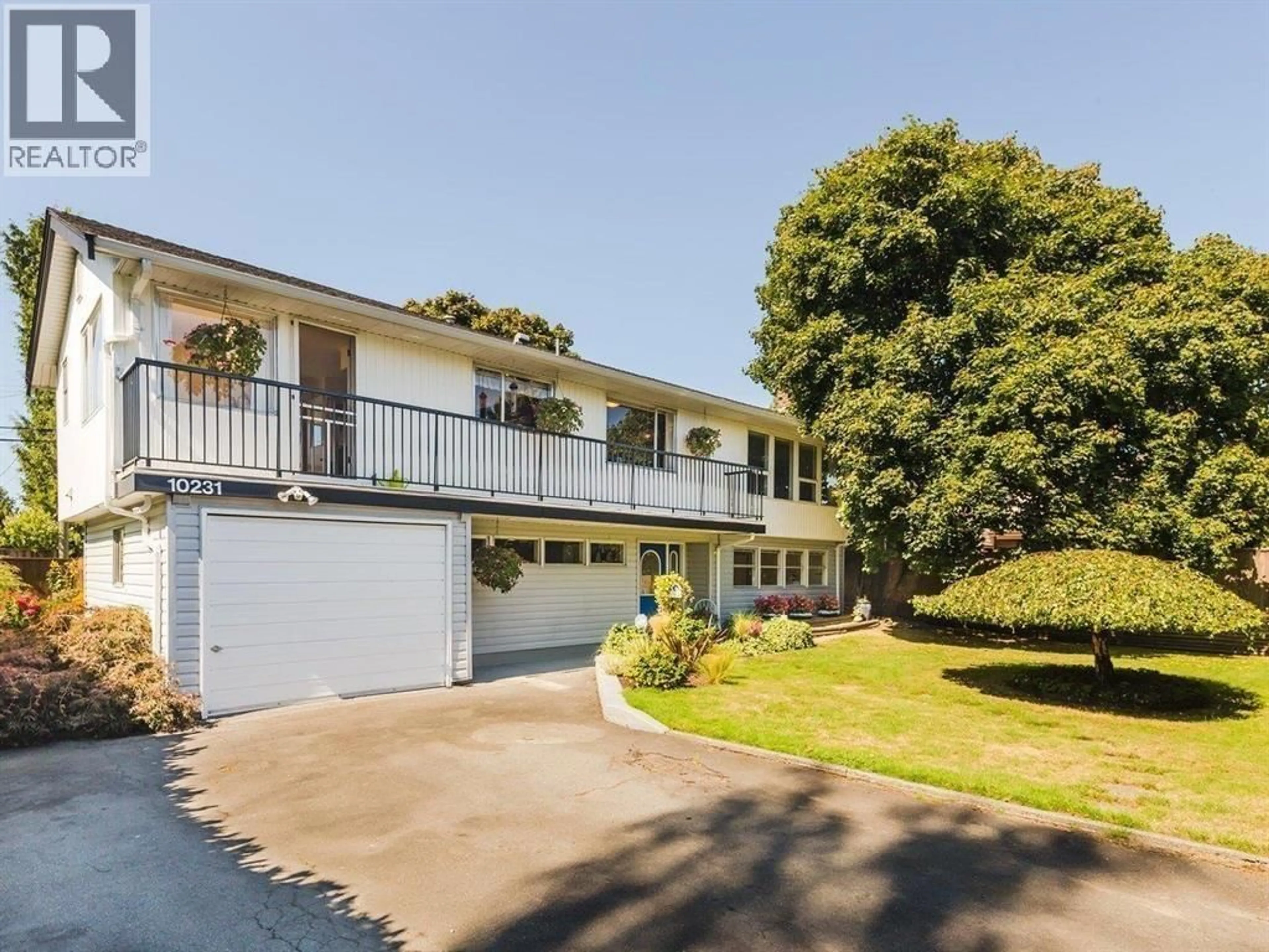 A pic from outside/outdoor area/front of a property/back of a property/a pic from drone, street for 10231 AINTREE CRESCENT, Richmond British Columbia V7A3T9