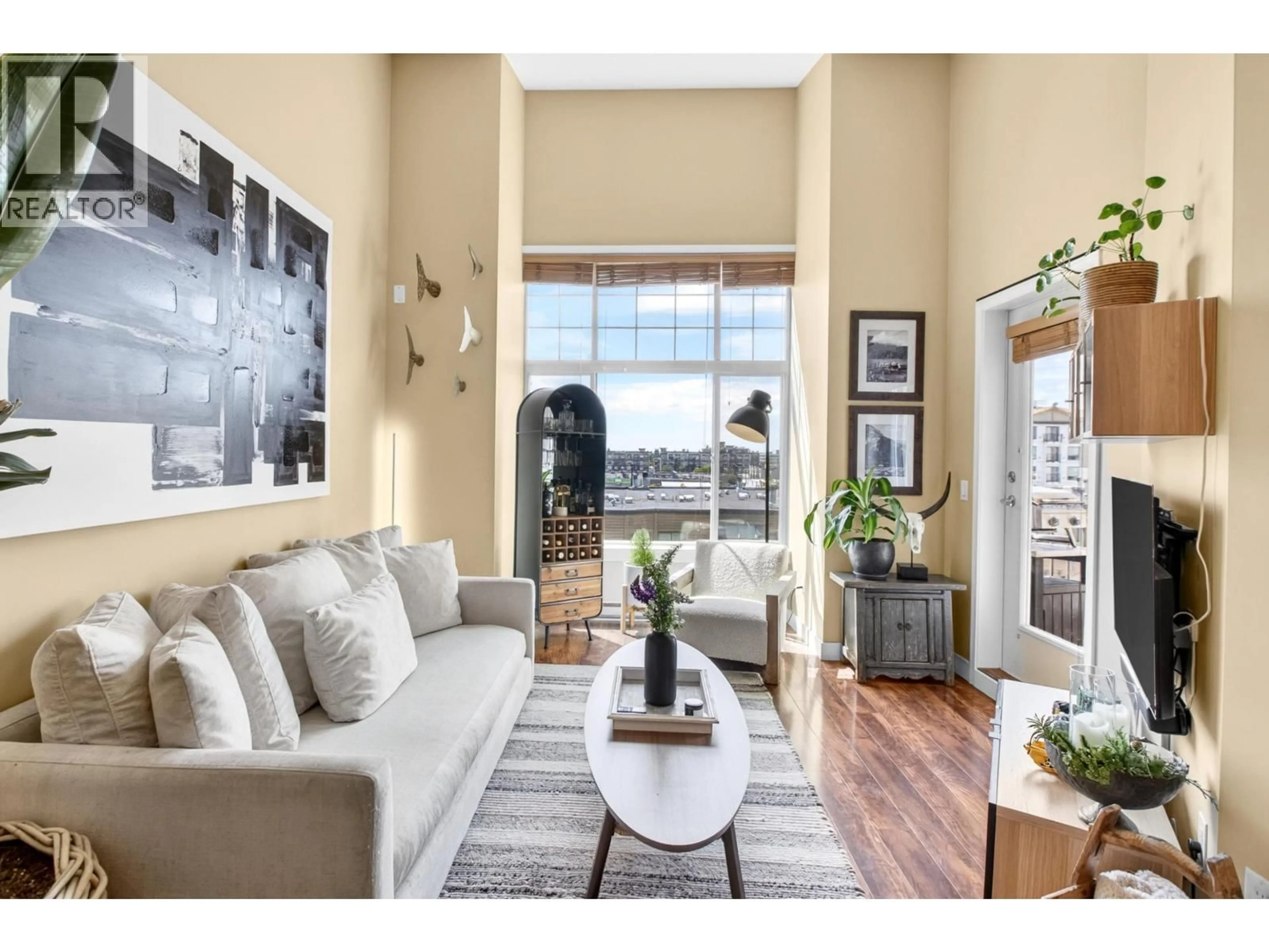 Living room with furniture, unknown for 410 - 11887 BURNETT STREET, Maple Ridge British Columbia V2X6P6