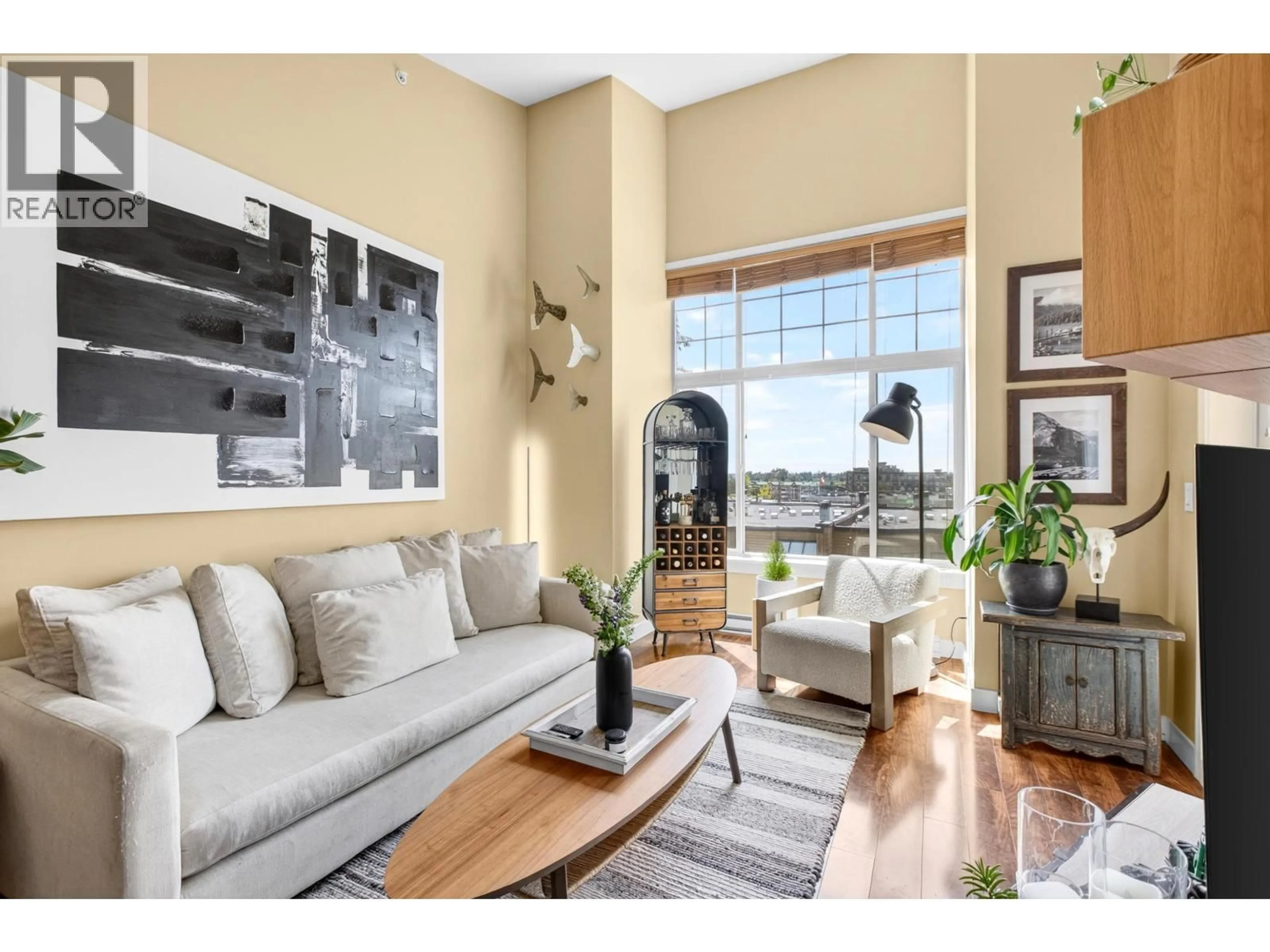 Living room with furniture, unknown for 410 - 11887 BURNETT STREET, Maple Ridge British Columbia V2X6P6