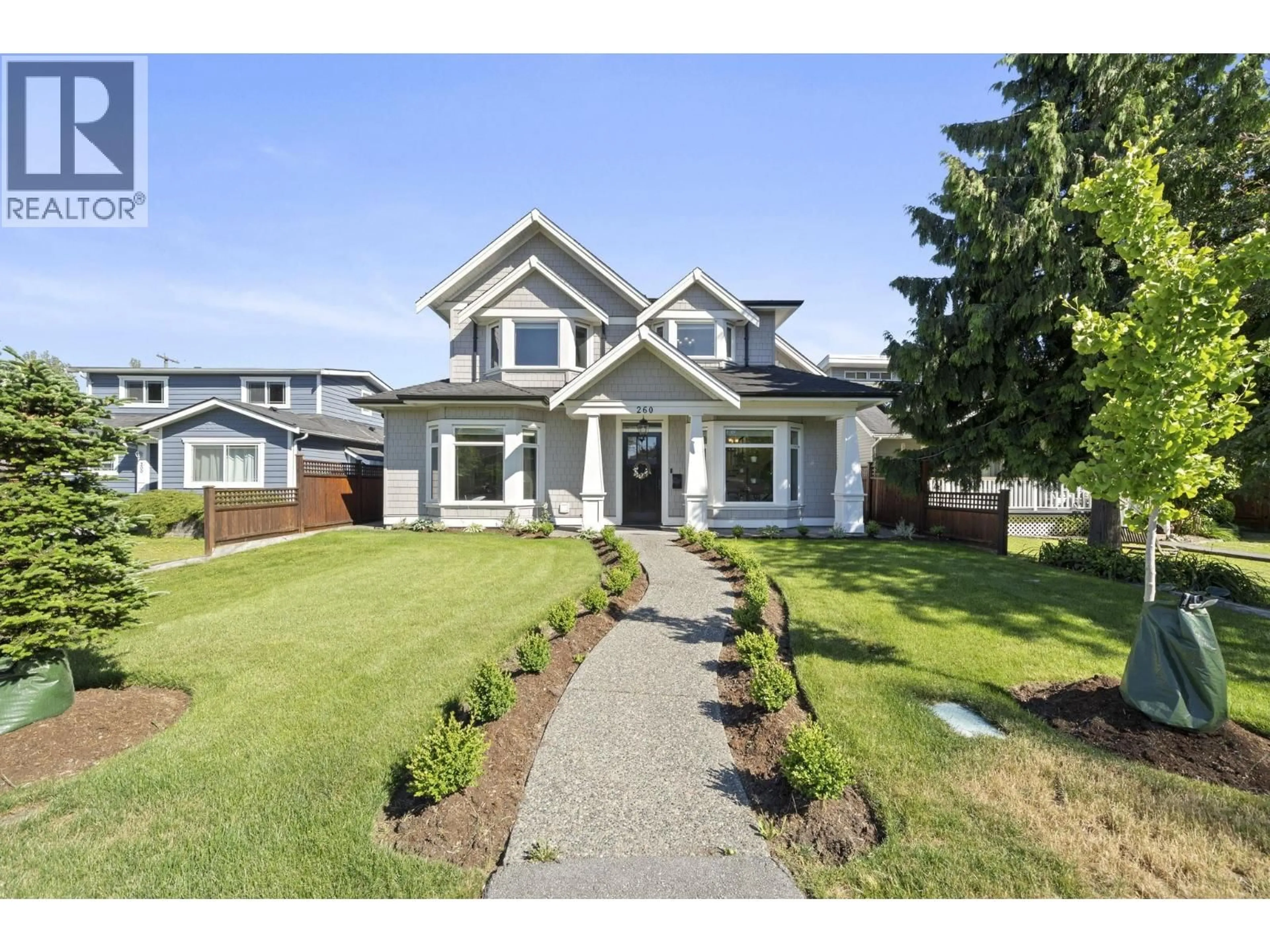 Home with vinyl exterior material, street for 260 DOUGLAS CRESCENT, Richmond British Columbia V7B1E5