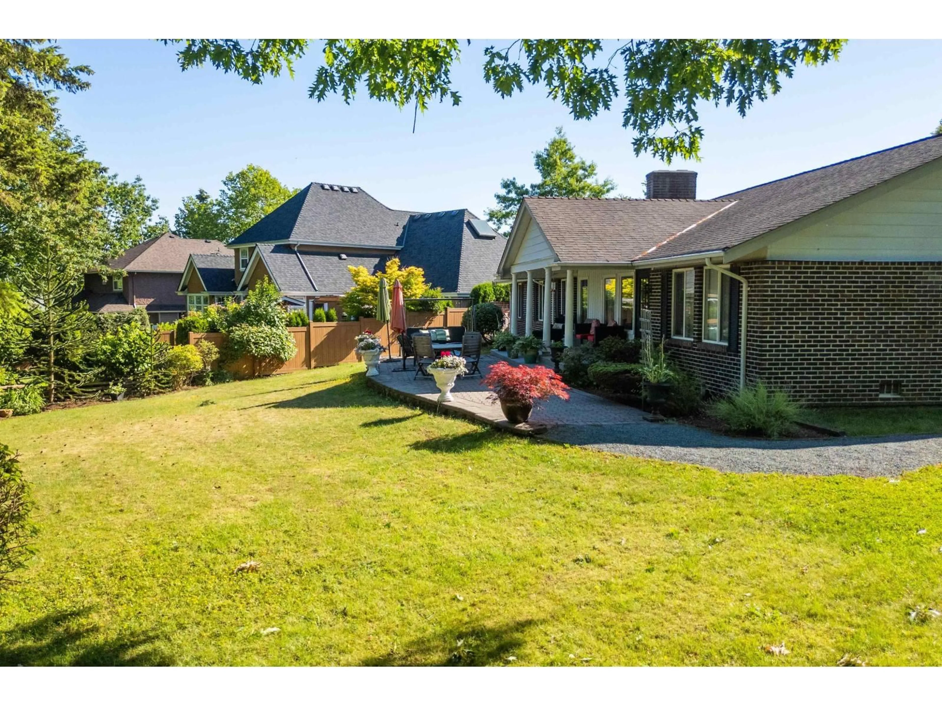 A pic from outside/outdoor area/front of a property/back of a property/a pic from drone, unknown for 3010 SEMIAHMOO TRAIL, Surrey British Columbia V4P1H3