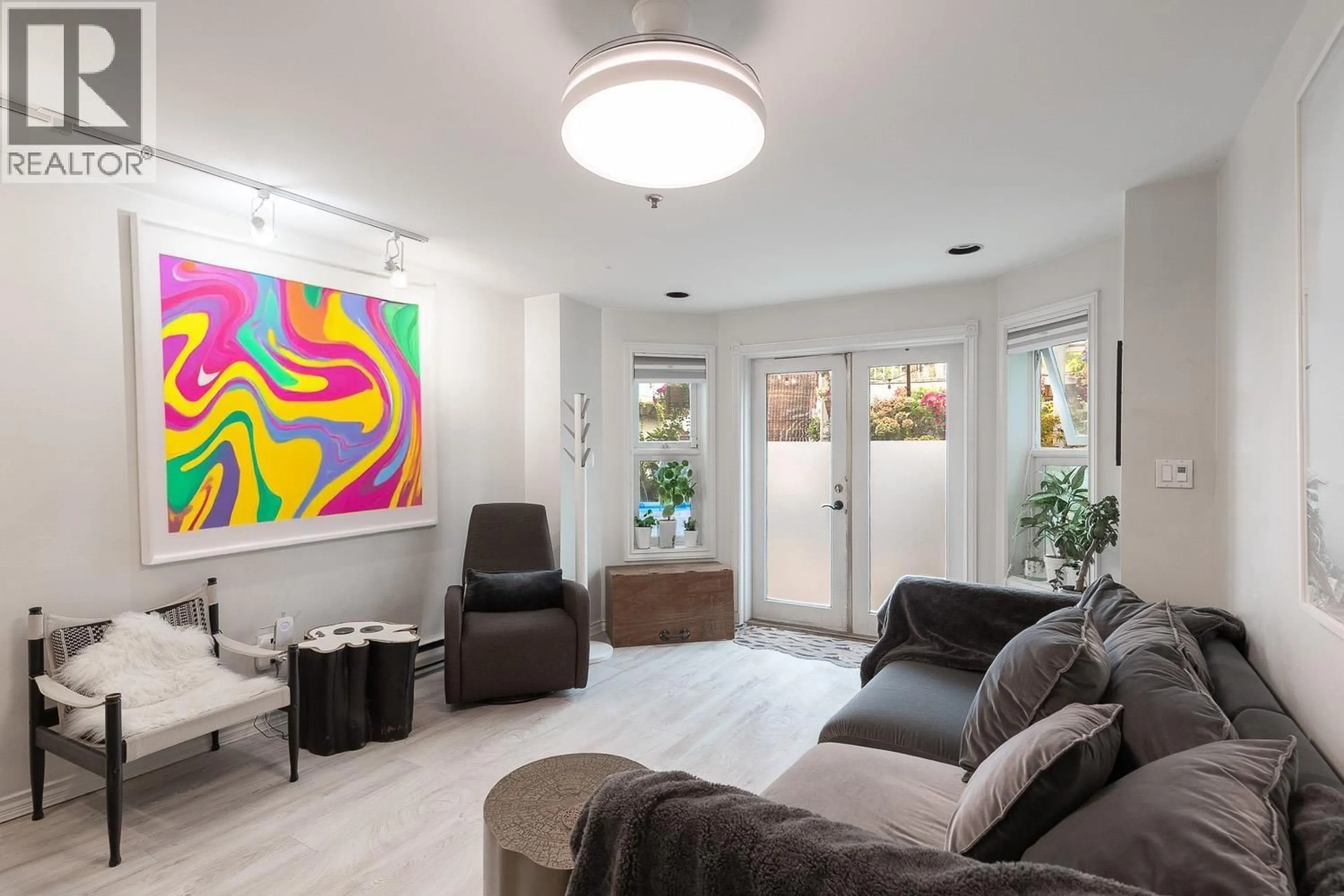 Living room with furniture, unknown for 1 - 451 PENDER STREET, Vancouver British Columbia V6A1V2