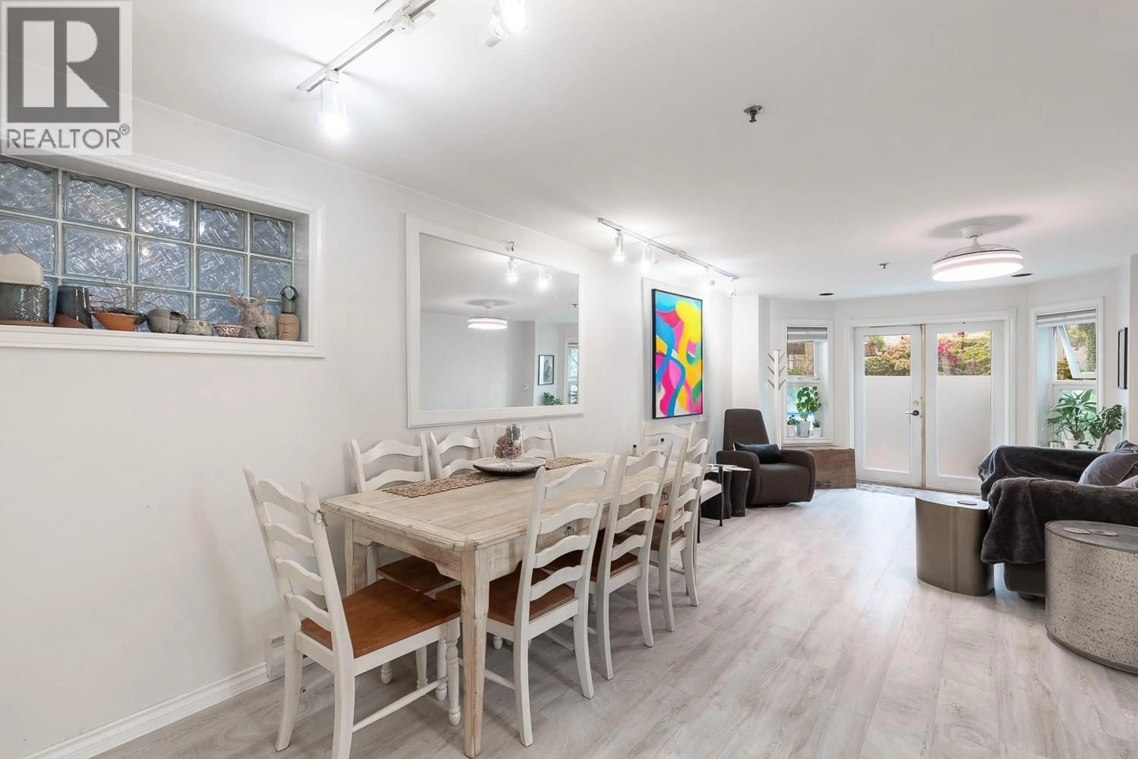 Dining room, unknown for 1 - 451 PENDER STREET, Vancouver British Columbia V6A1V2