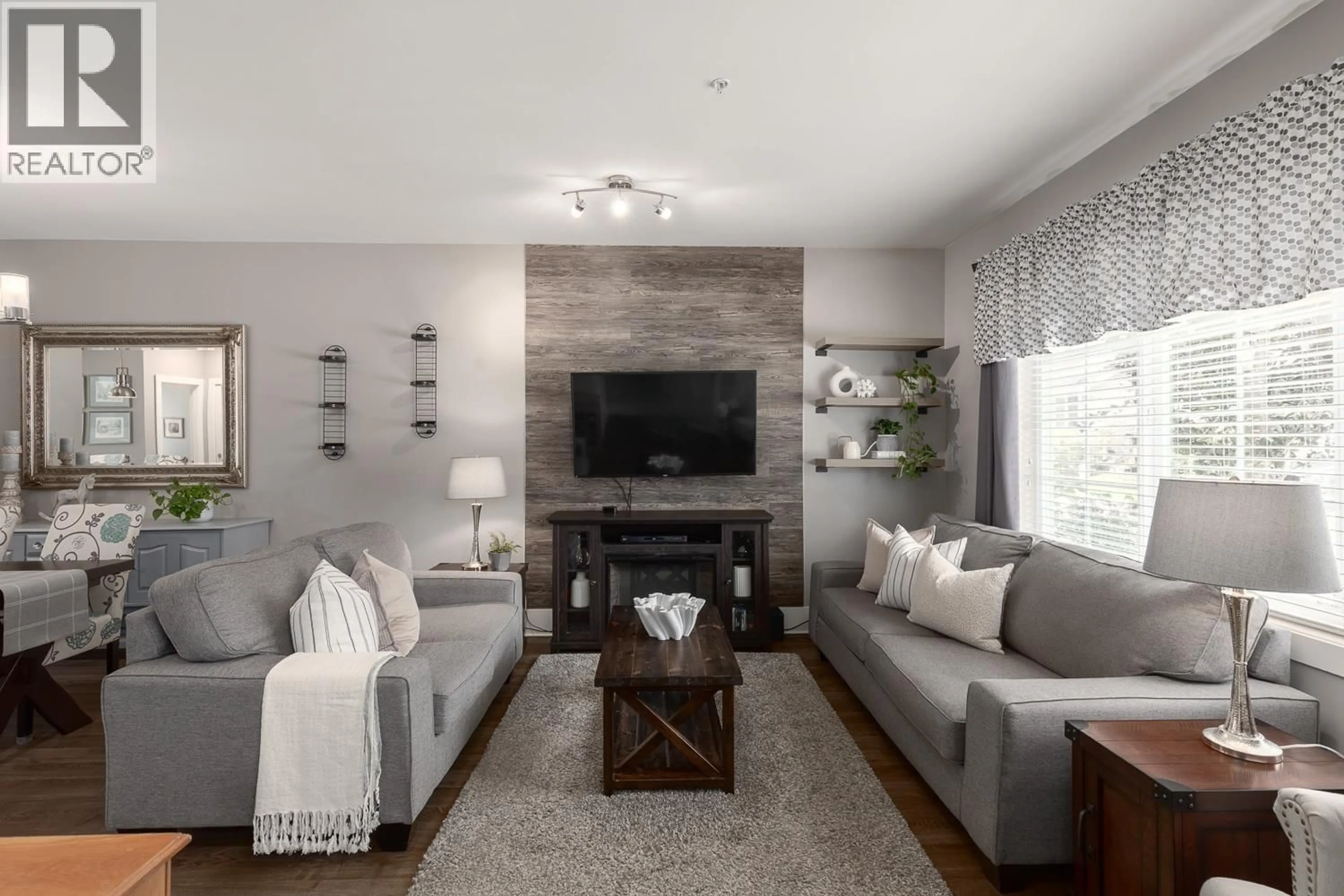 Living room with furniture, unknown for 19 - 12161 237 STREET, Maple Ridge British Columbia V4R0E7