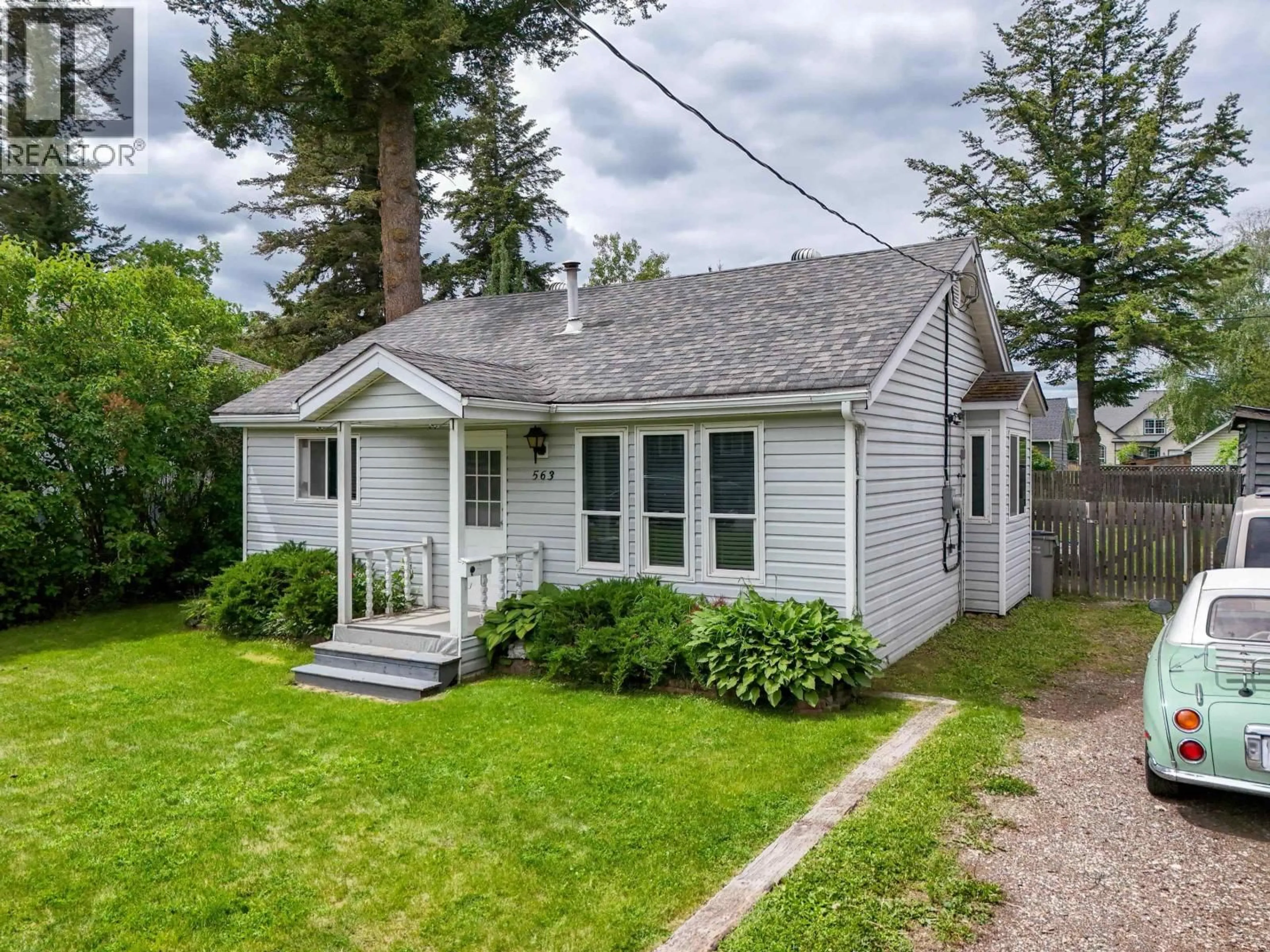 Home with vinyl exterior material, street for 563 JONES STREET, Quesnel British Columbia V2J2X2