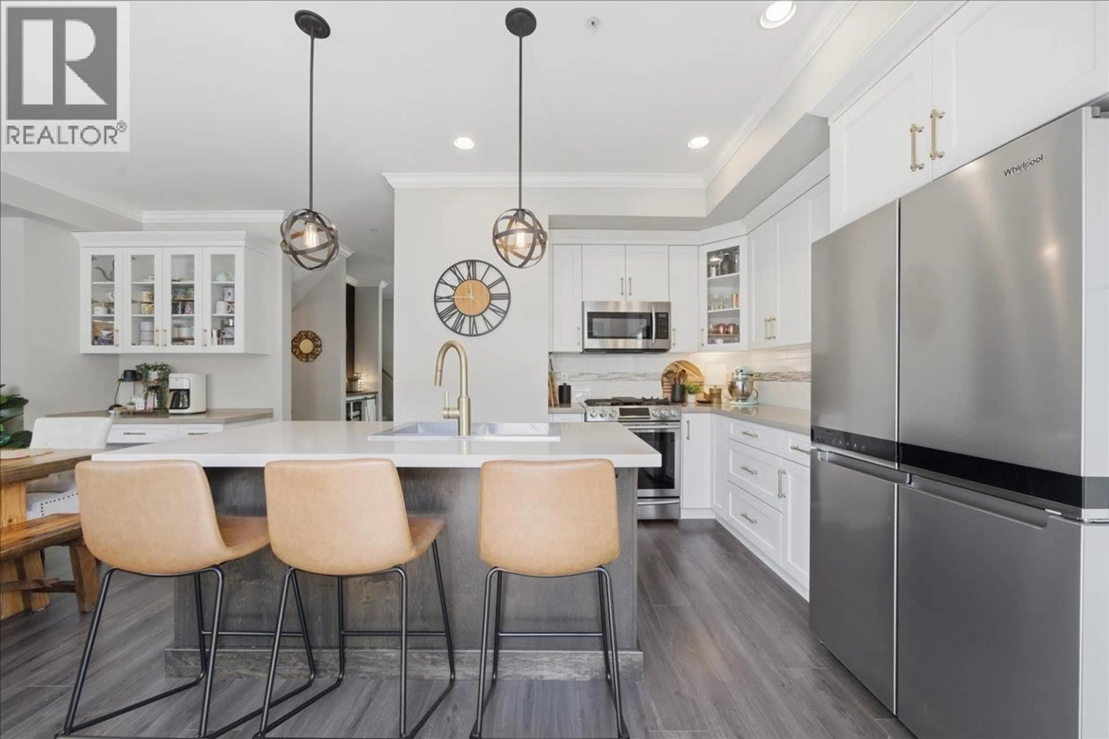 Open concept kitchen, ceramic/tile floor for 22 - 10480 248 STREET, Maple Ridge British Columbia V2W0J4