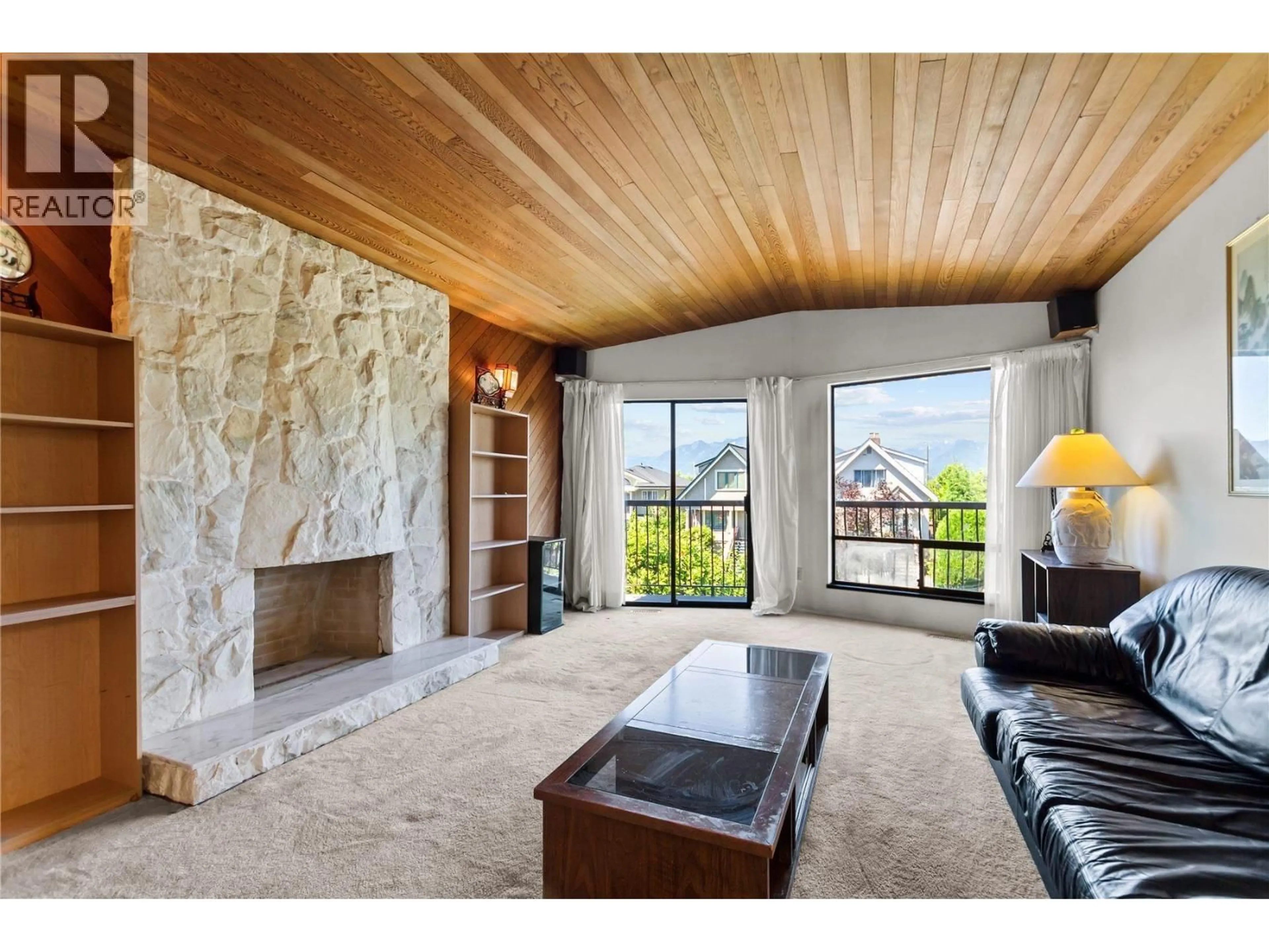 Living room with furniture, unknown for 2986 3RD AVENUE, Vancouver British Columbia V5M1H8