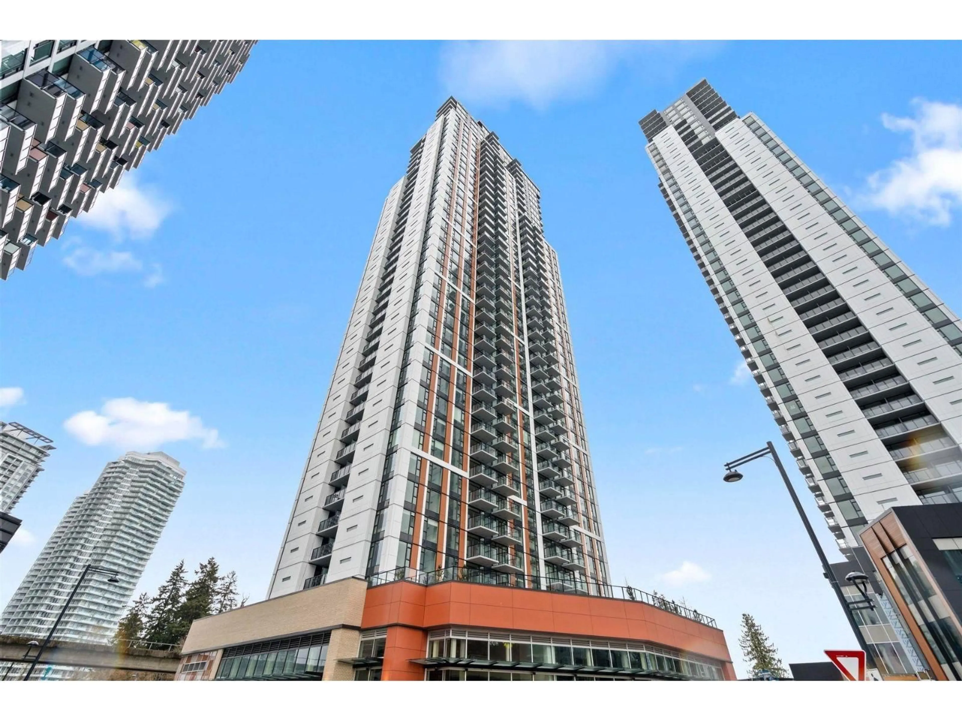 Unknown for 2807 - 13725 GEORGE JUNCTION, Surrey British Columbia V3T0V9